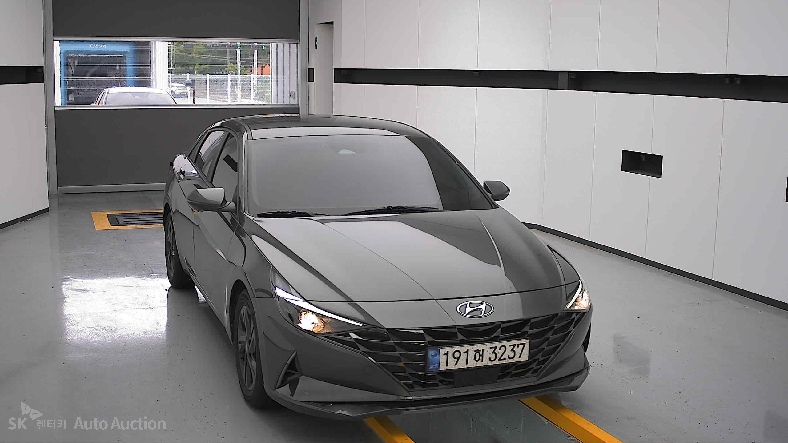 2023 - hyundai avante
