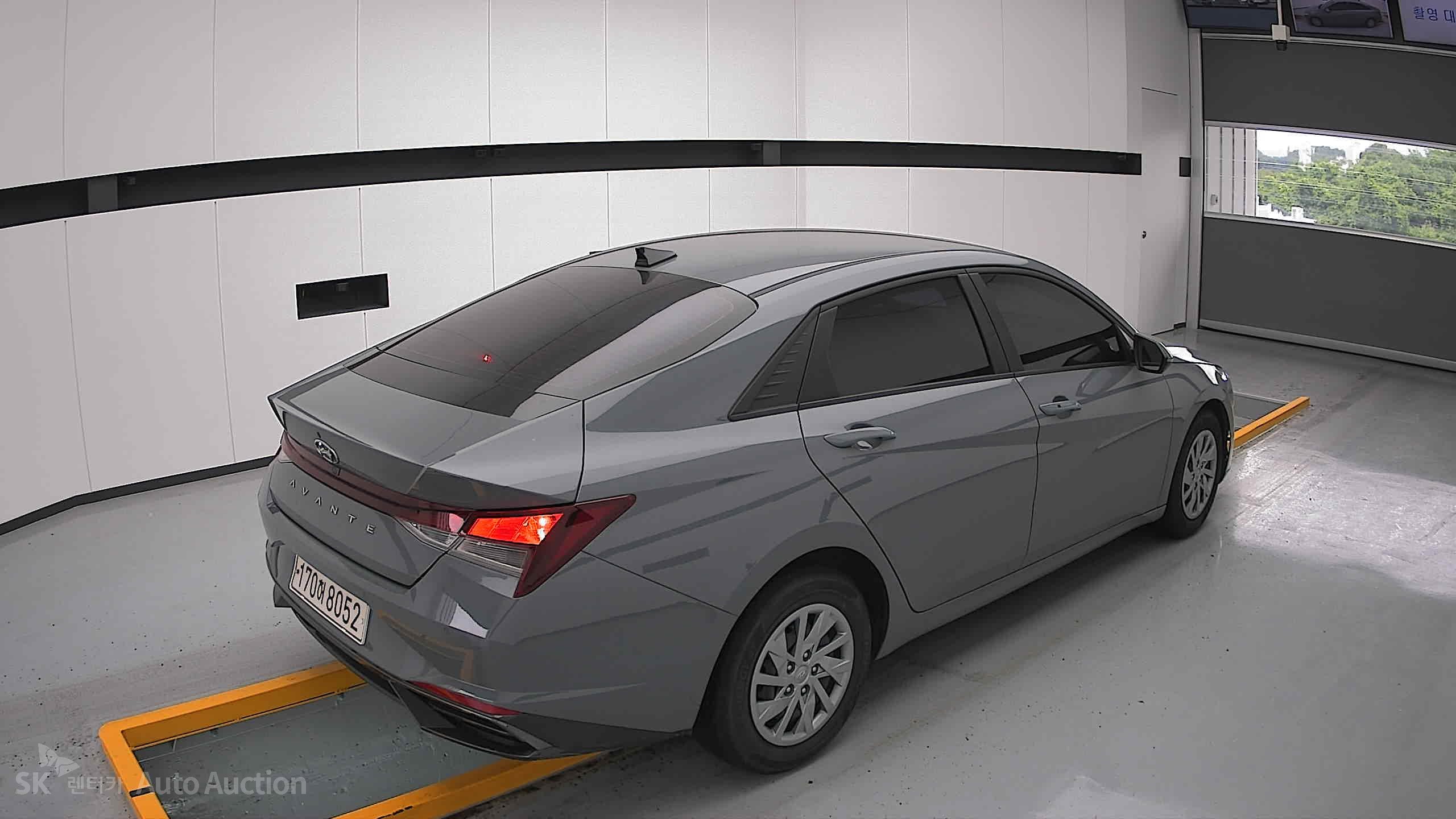 2021 - hyundai avante
