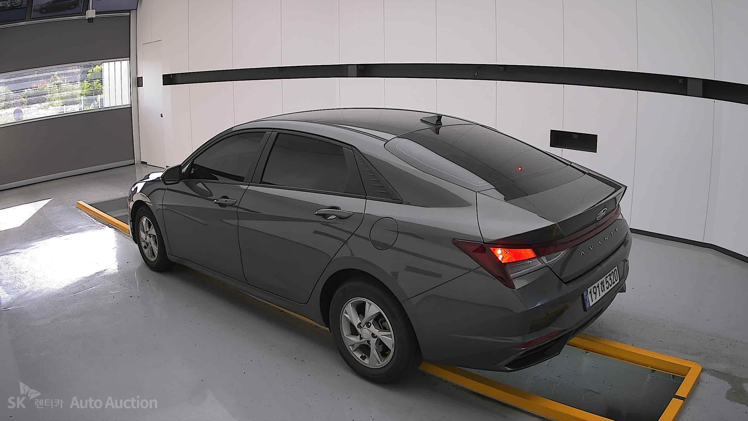 2023 - hyundai avante
