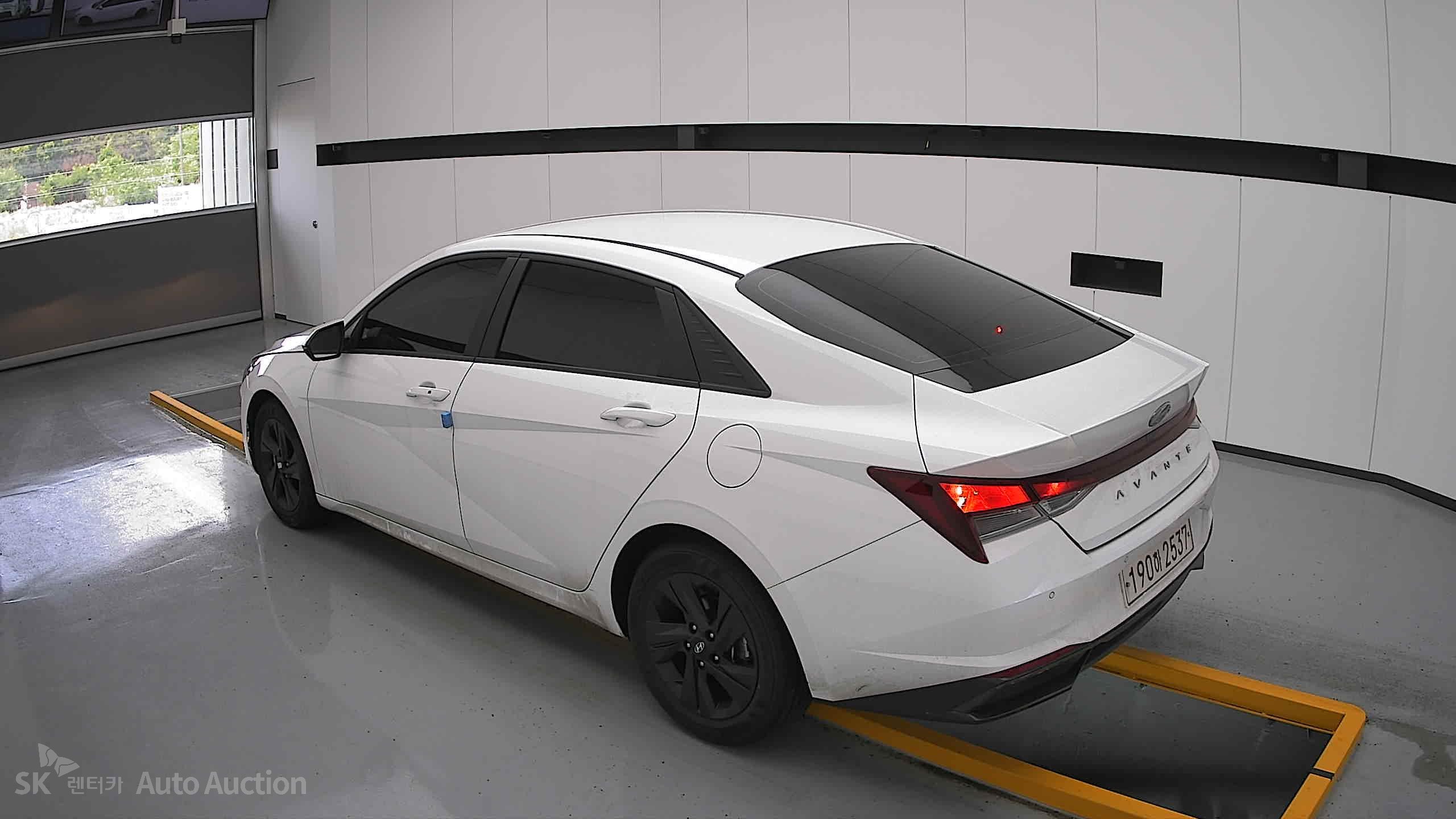 2023 - hyundai avante