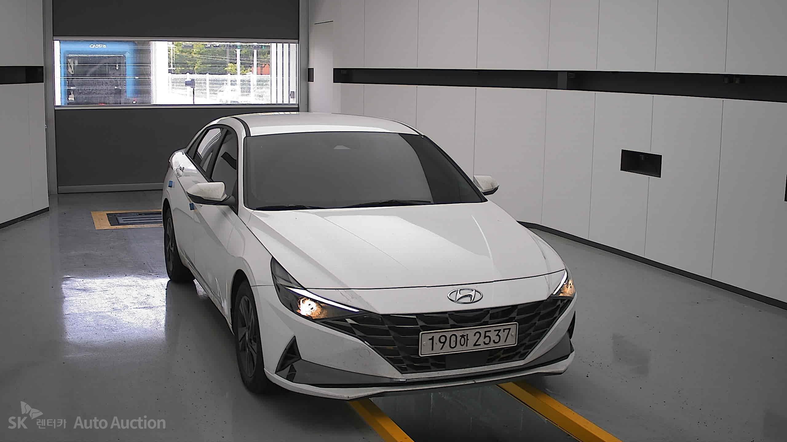 2023 - hyundai avante