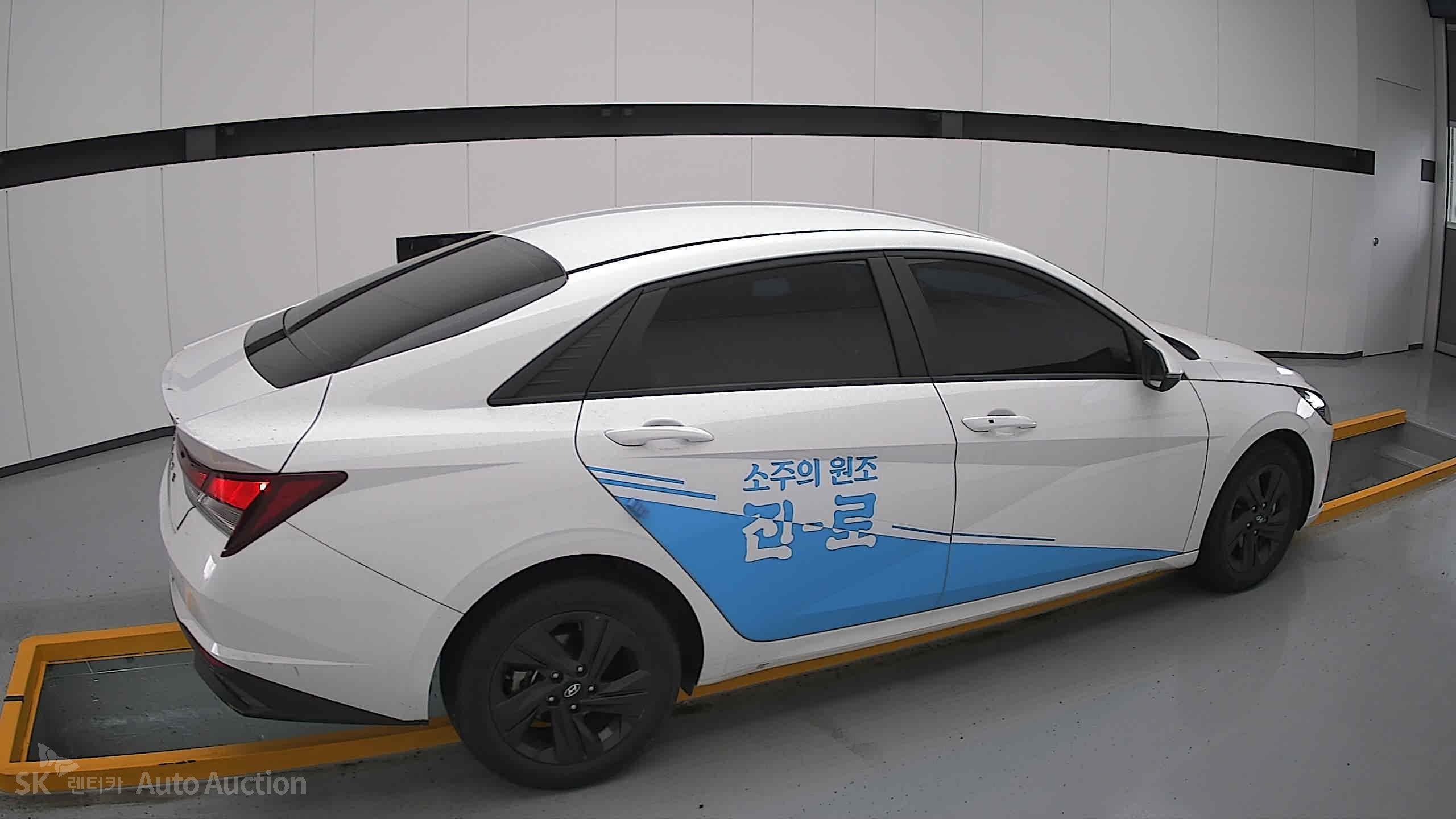 2023 - hyundai avante