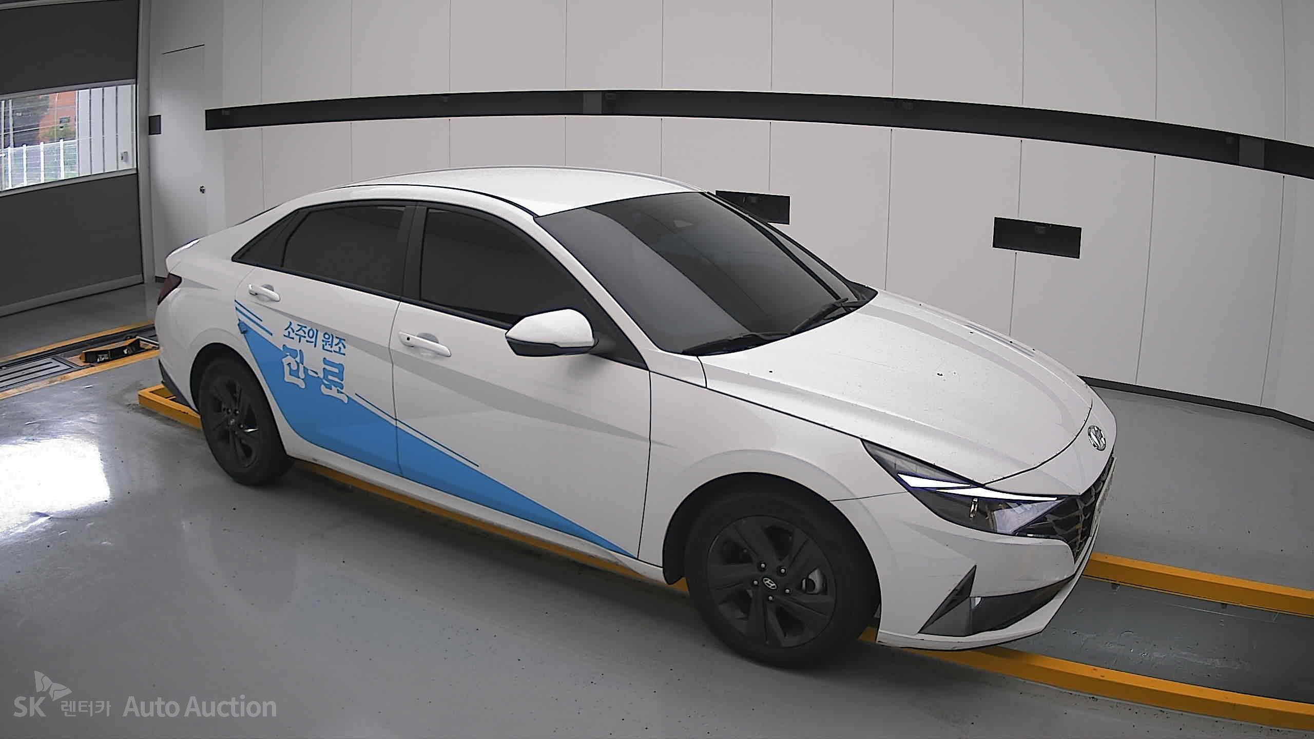 2023 - hyundai avante