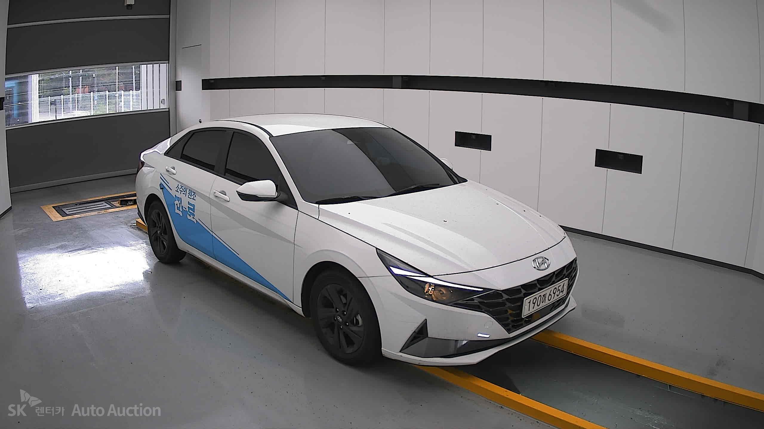 2023 - hyundai avante