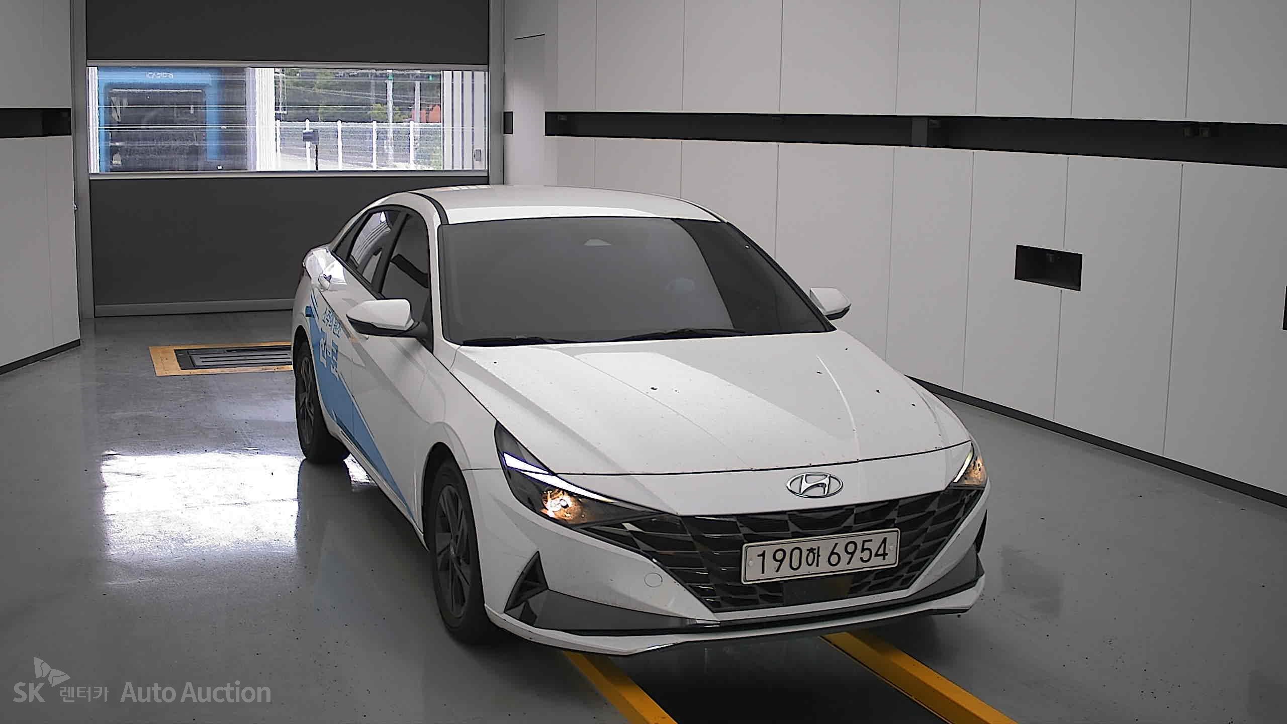 2023 - hyundai avante