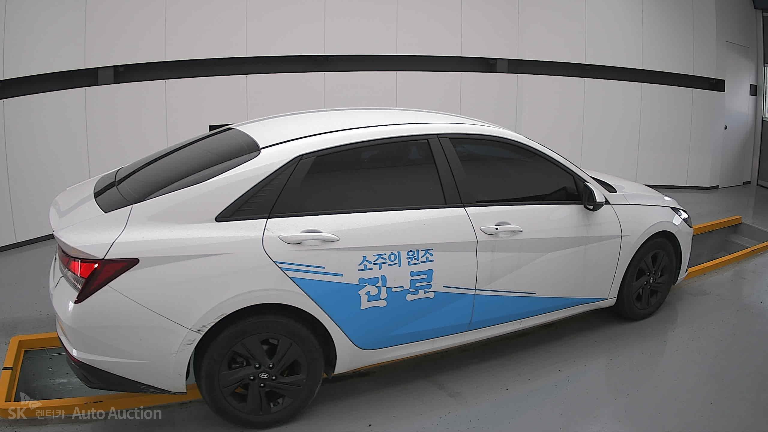2023 - hyundai avante
