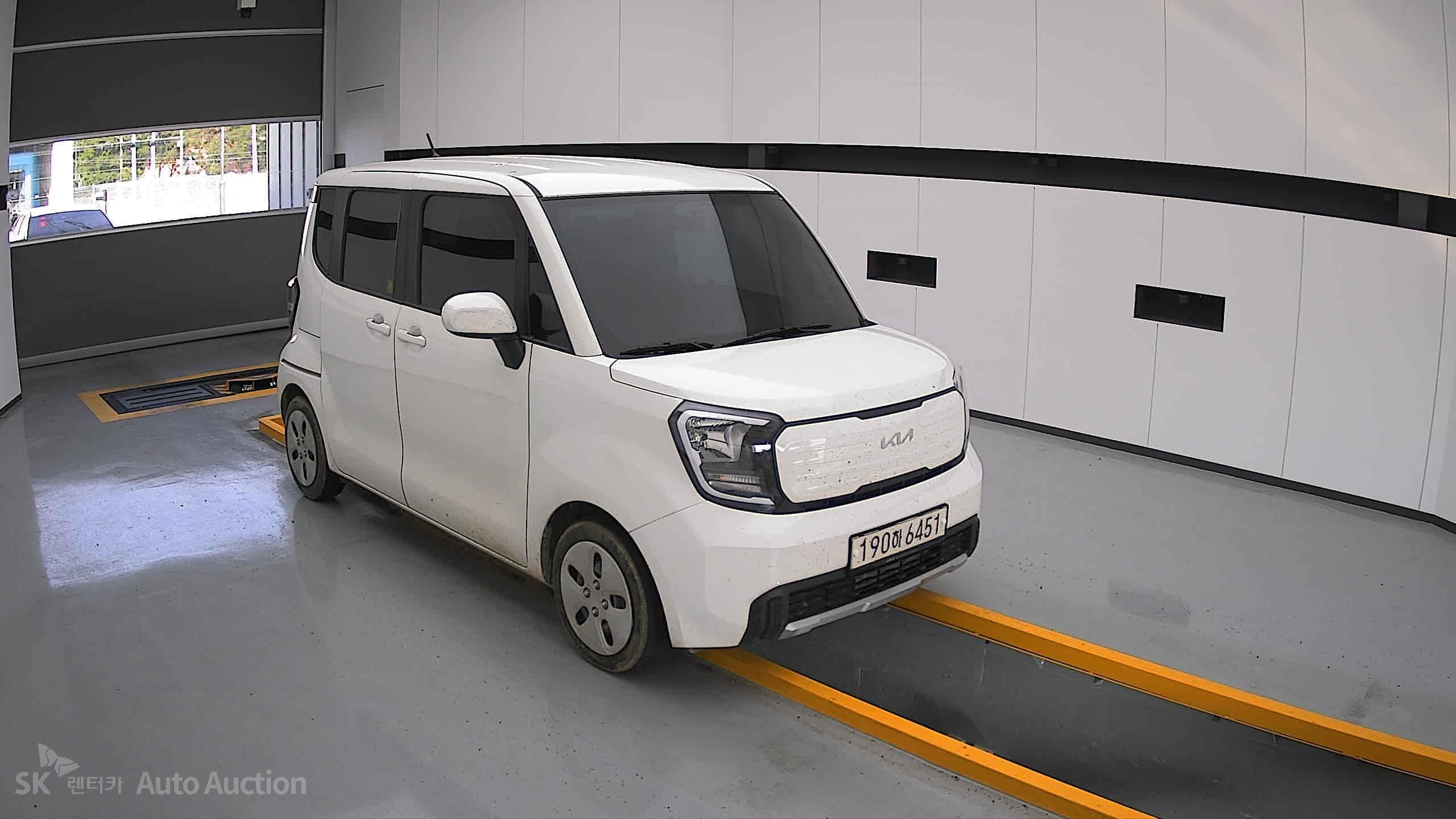2023 - kia ray