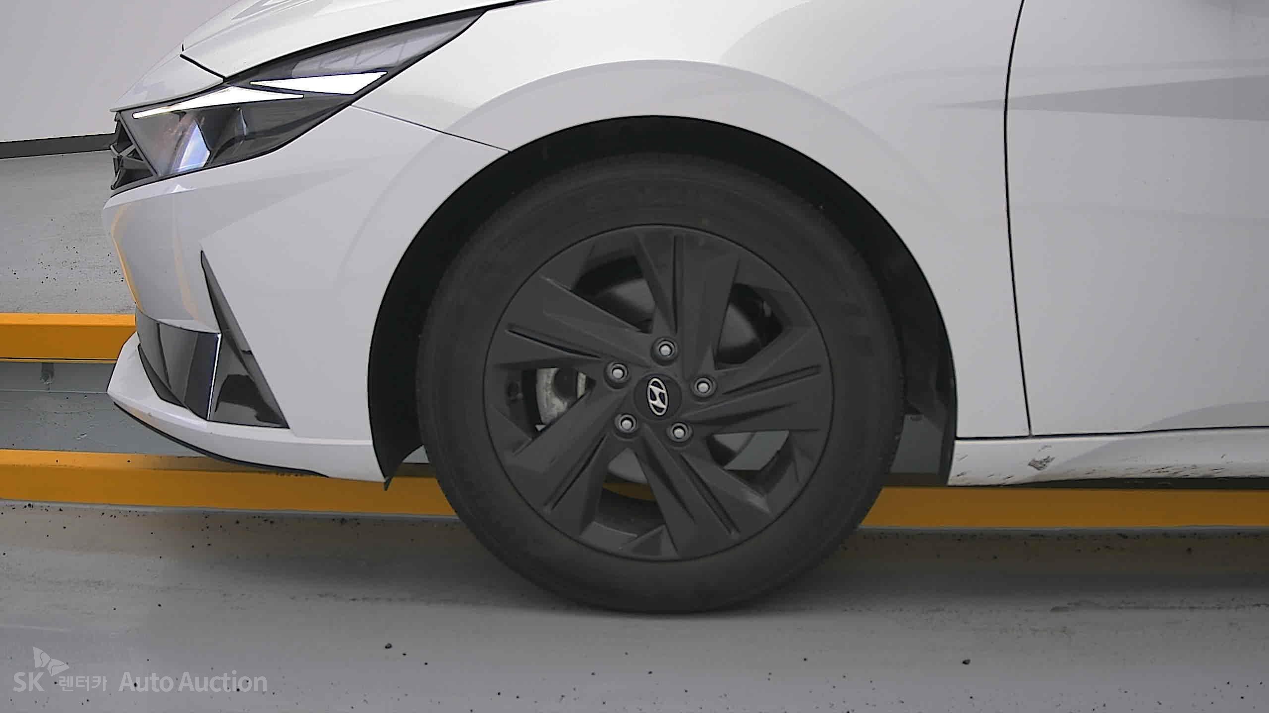 2023 - hyundai avante