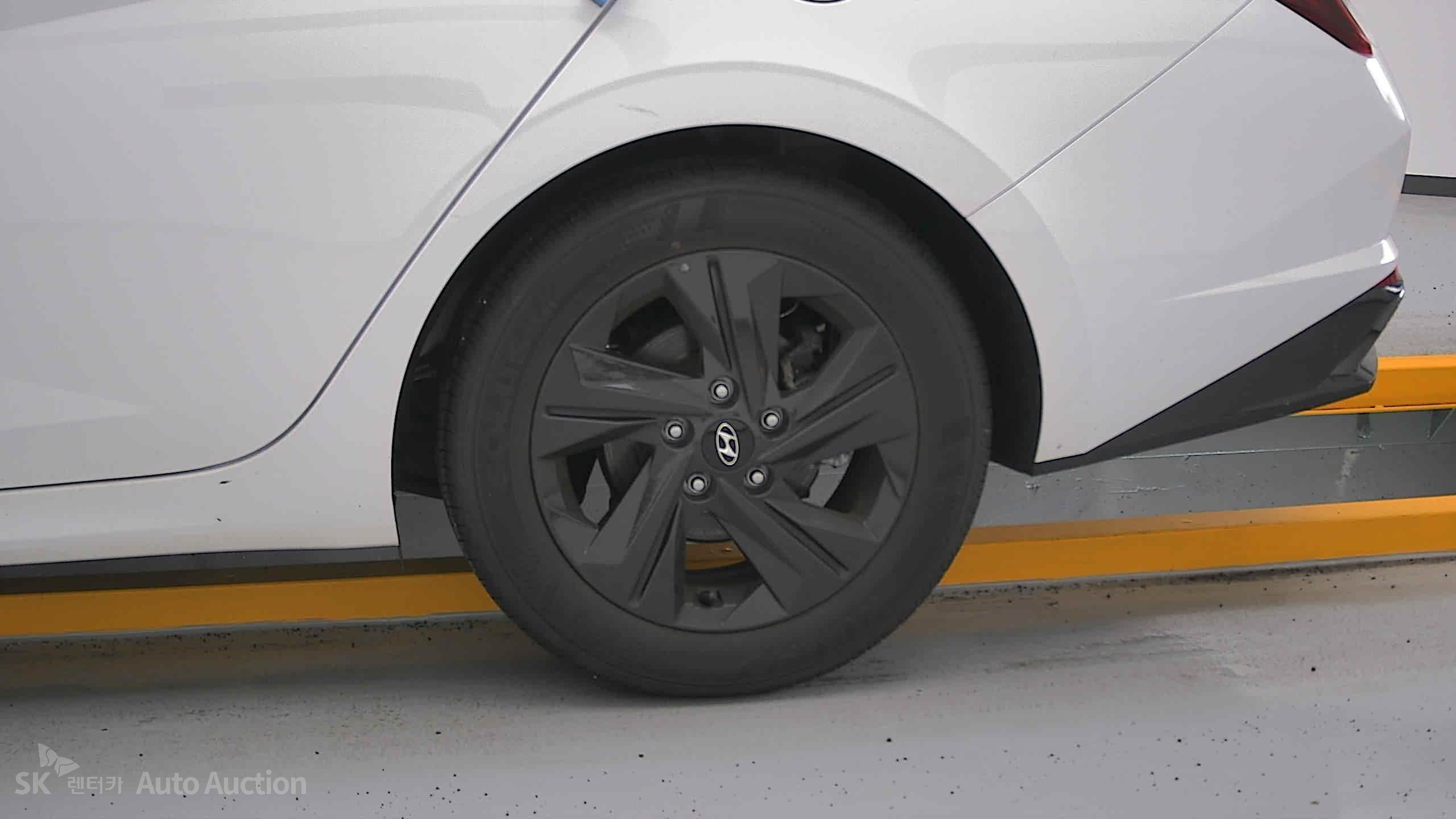2023 - hyundai avante