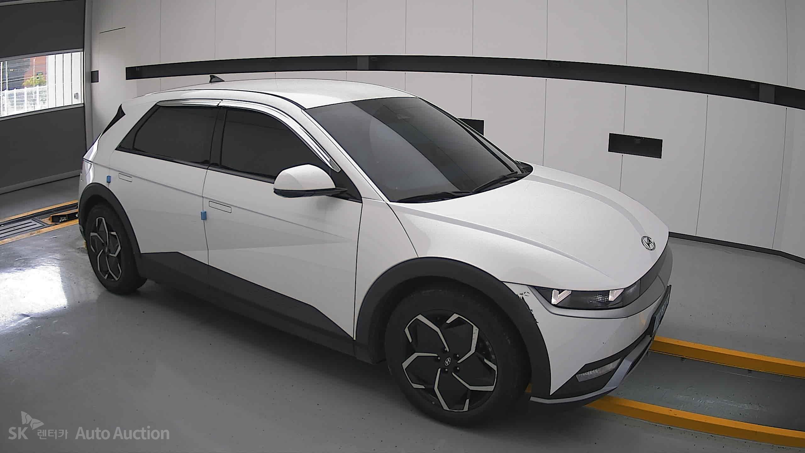 2022 - hyundai ioniq