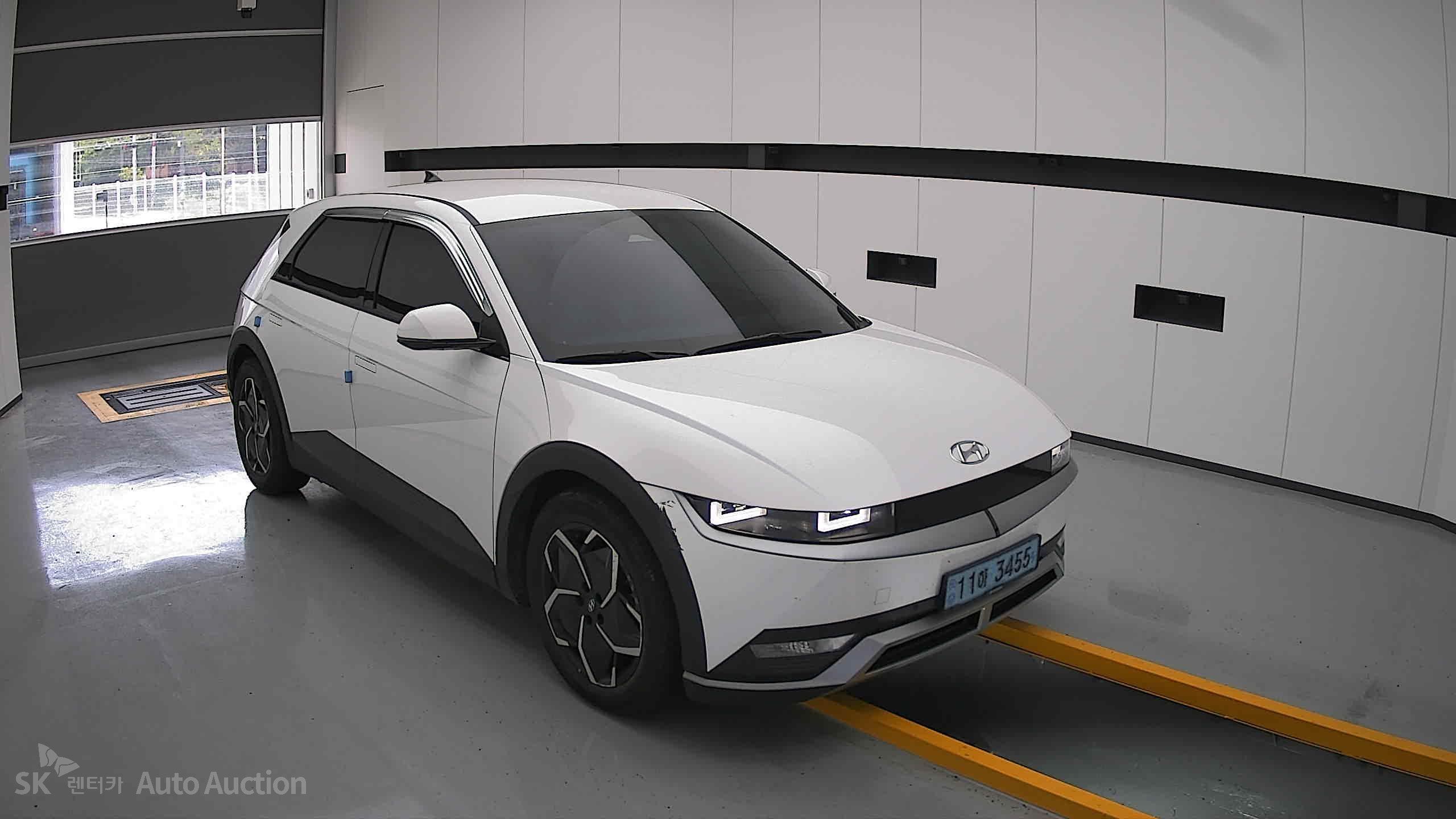 2022 - hyundai ioniq