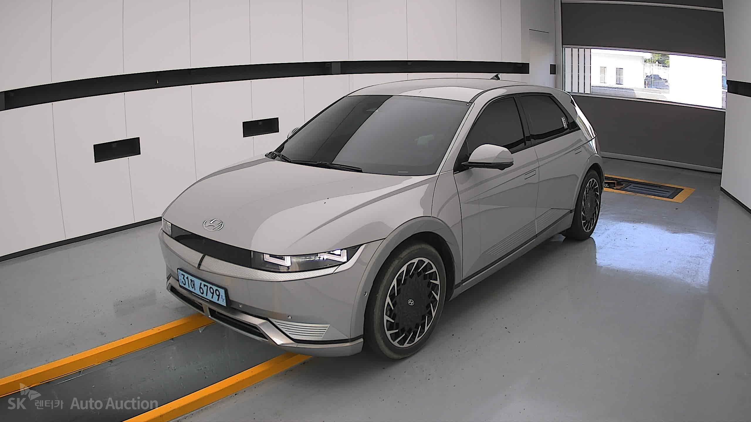 2022 - hyundai ioniq