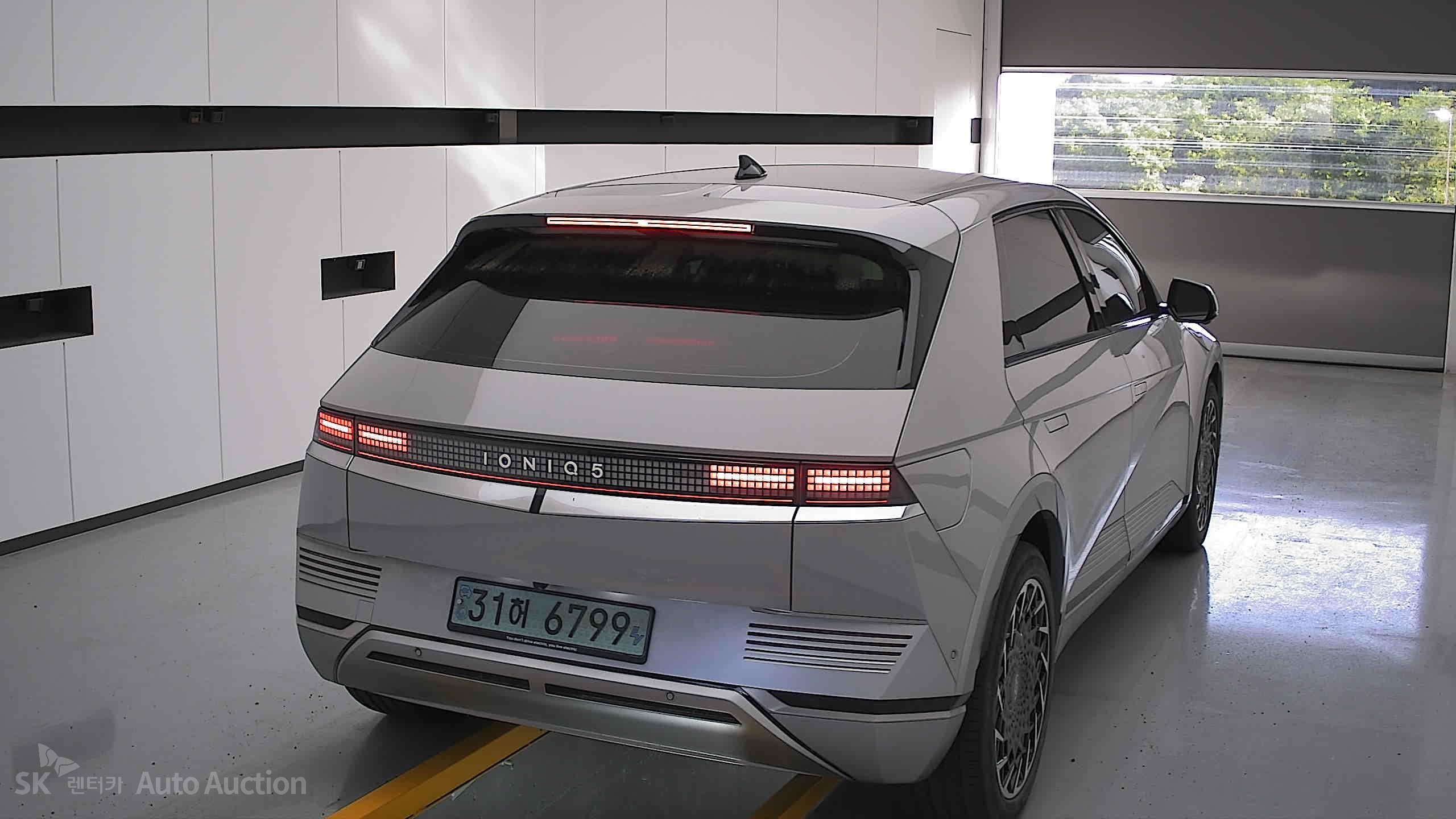 2022 - hyundai ioniq