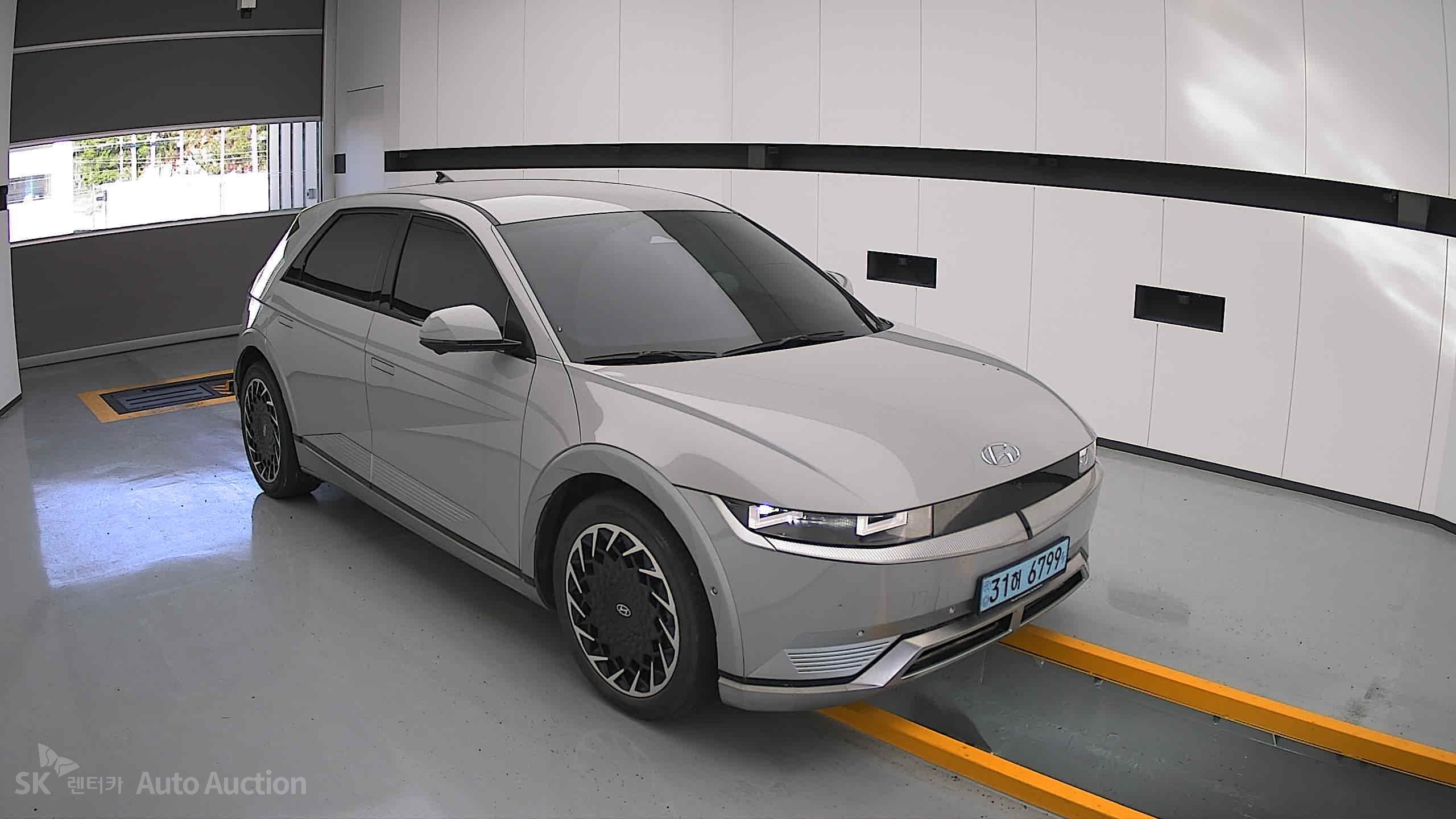2022 - hyundai ioniq