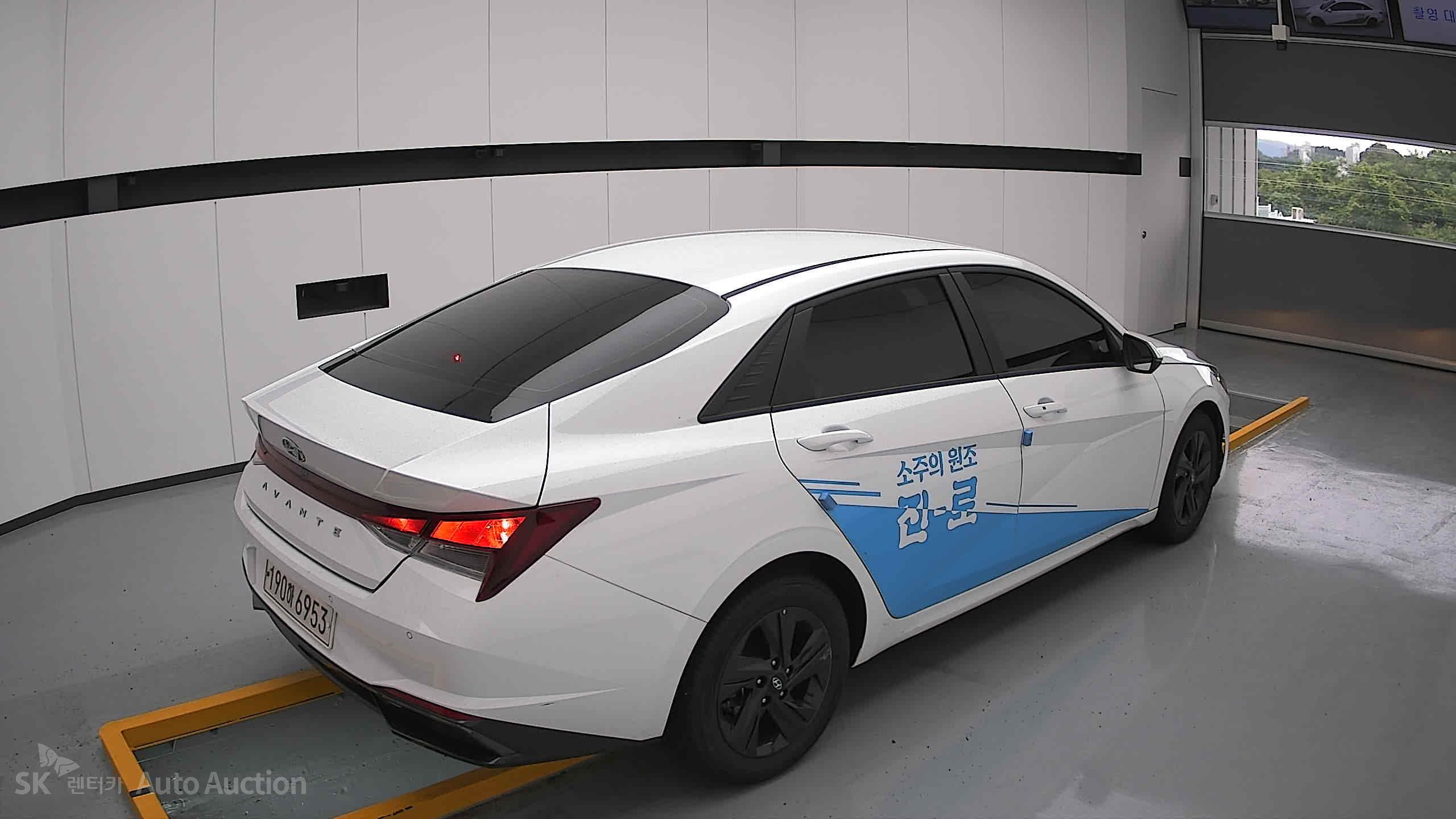 2023 - hyundai avante