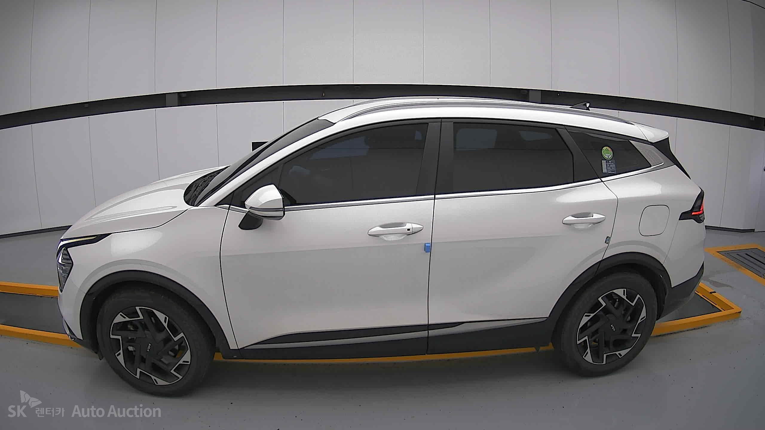 2022 - kia sportage