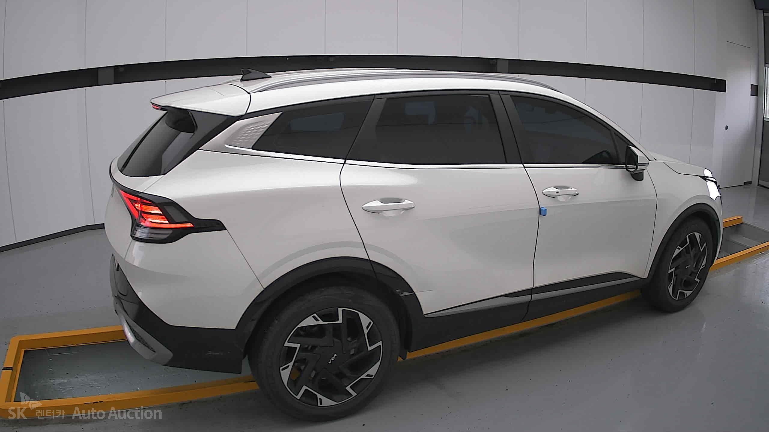 2022 - kia sportage