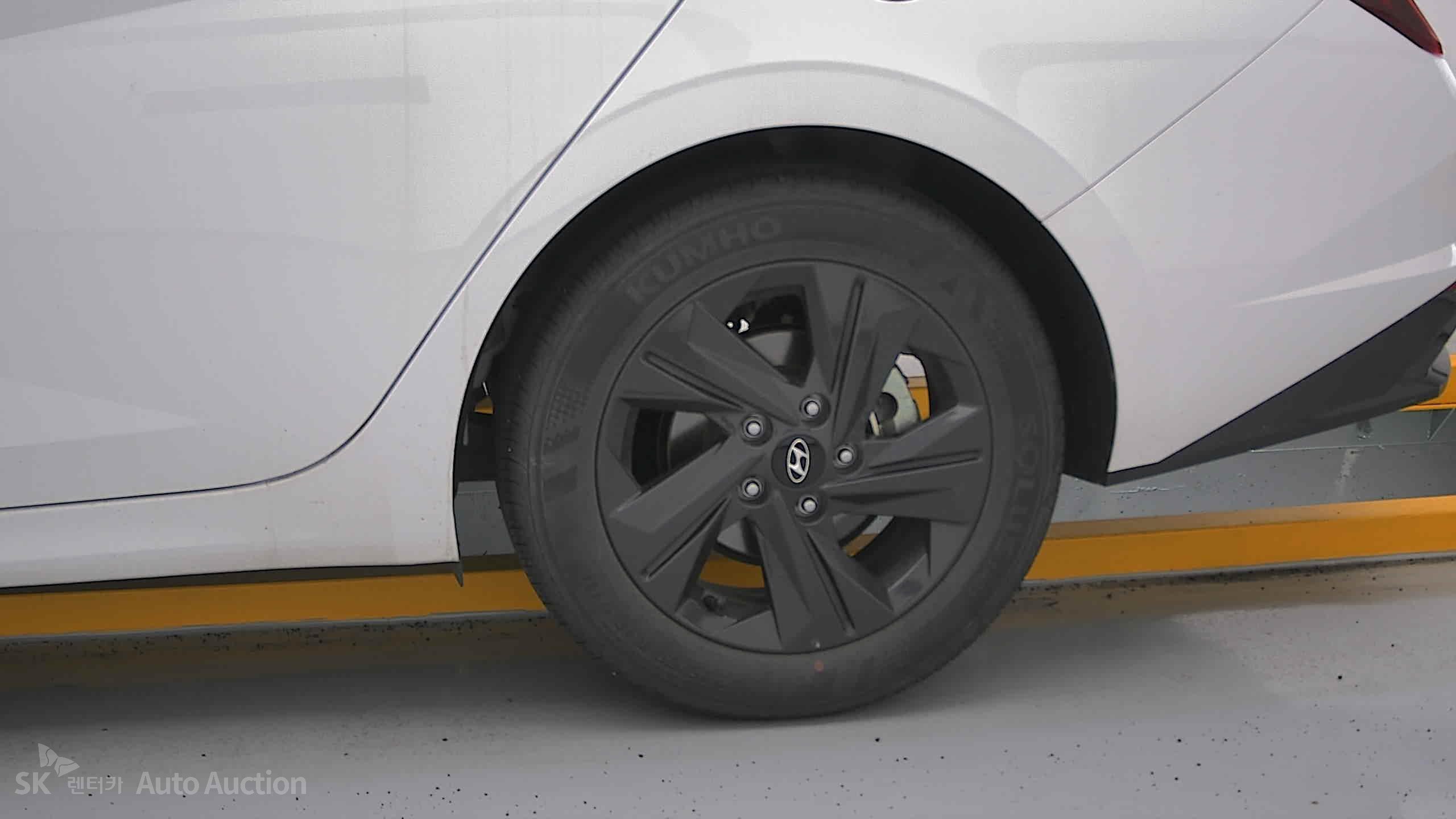 2023 - hyundai avante