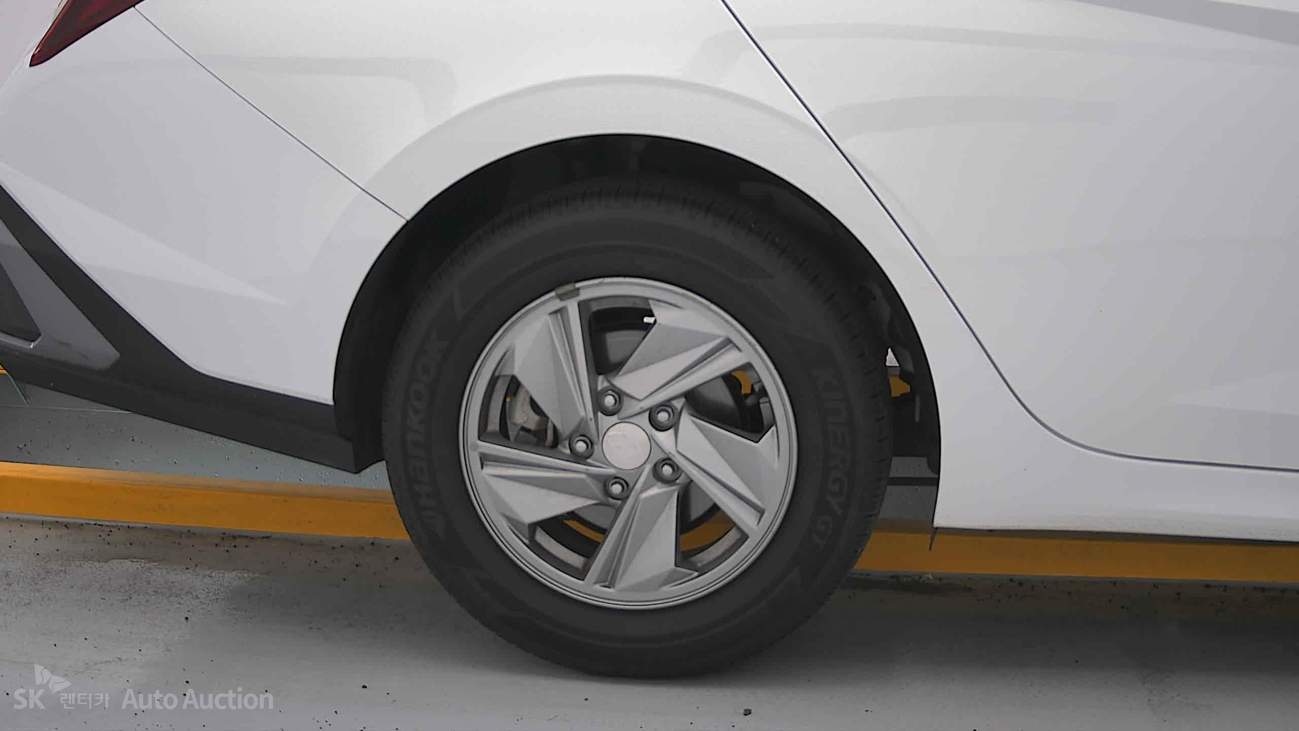 2024 - hyundai avante