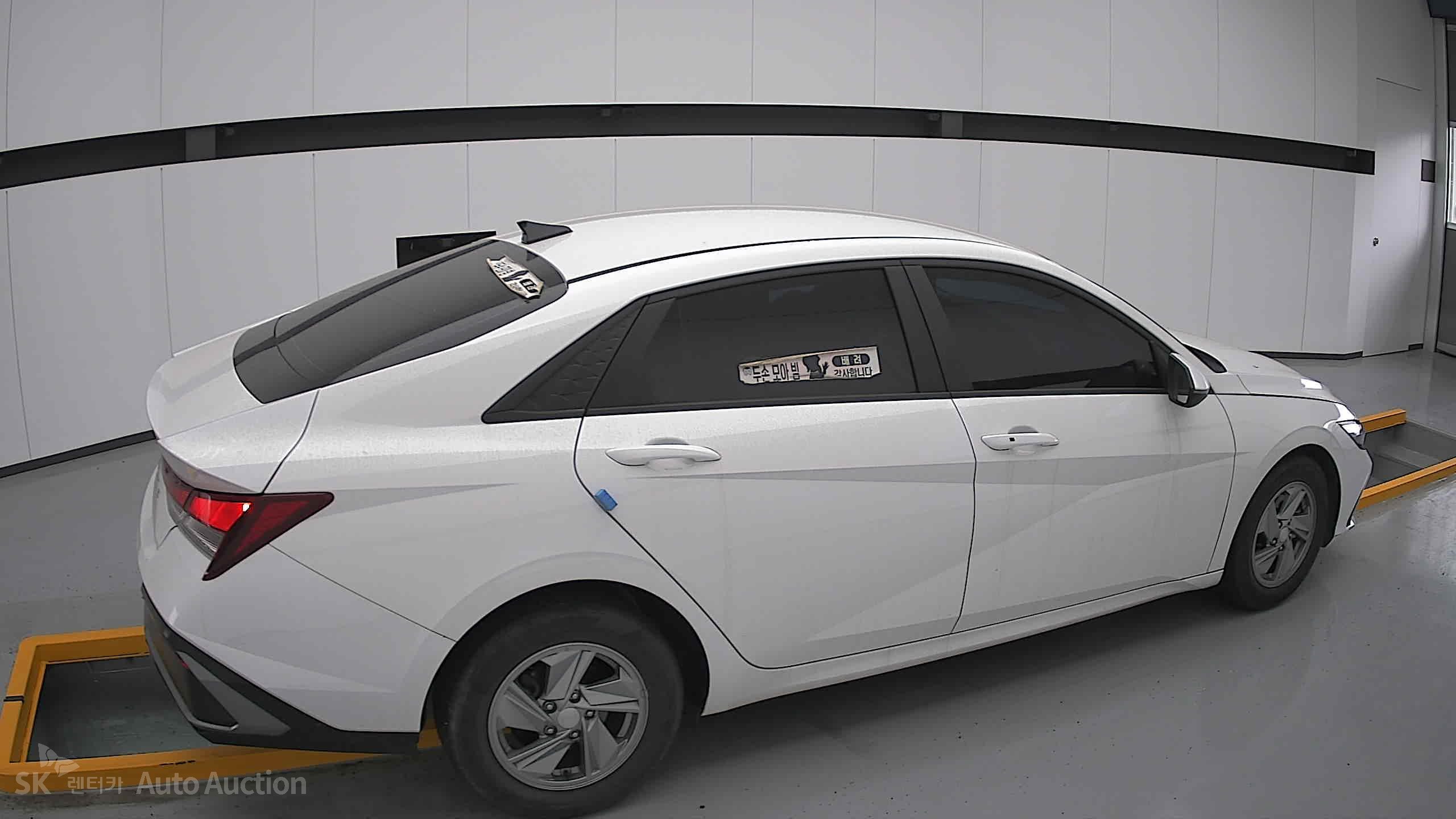 2024 - hyundai avante