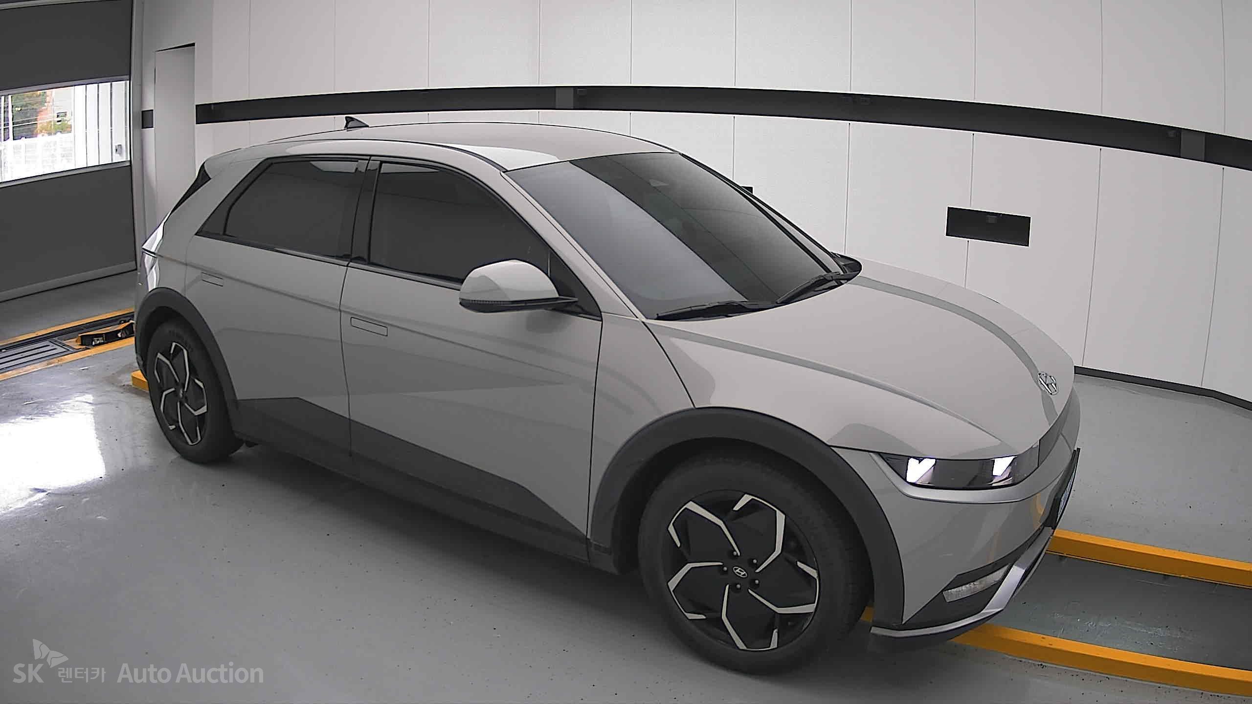 2022 - hyundai ioniq