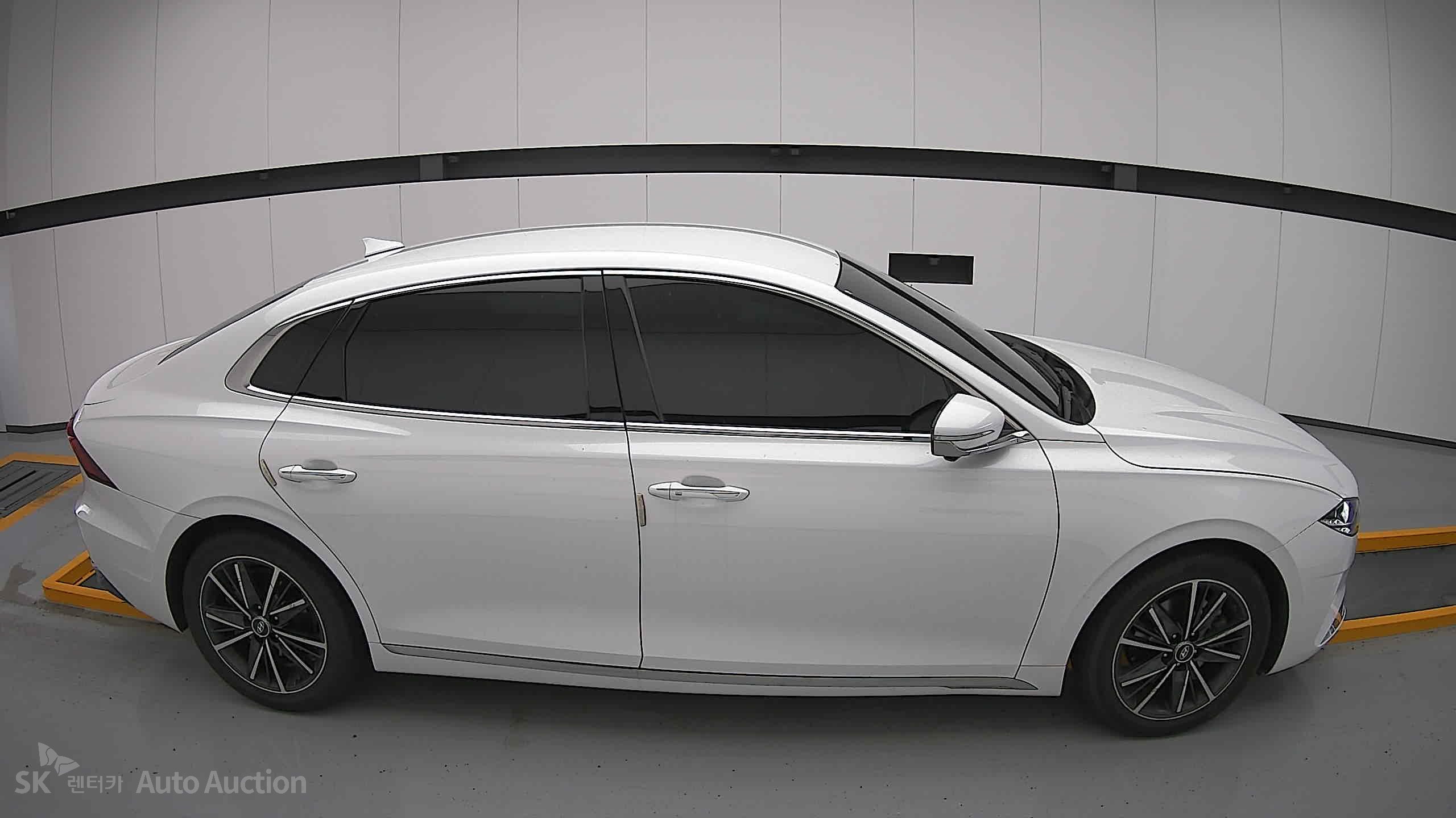 2023 - hyundai grandeur