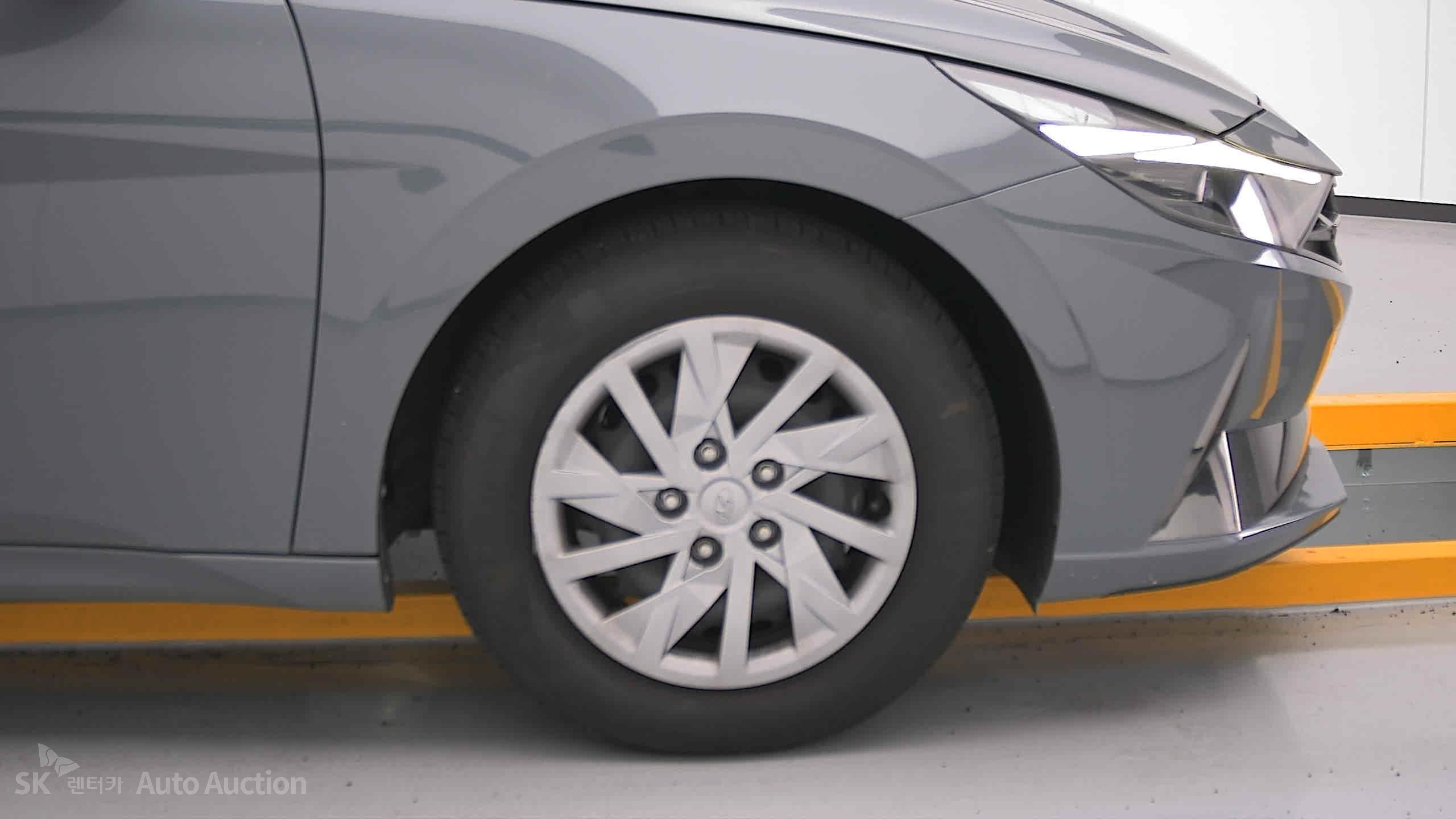 2021 - hyundai avante