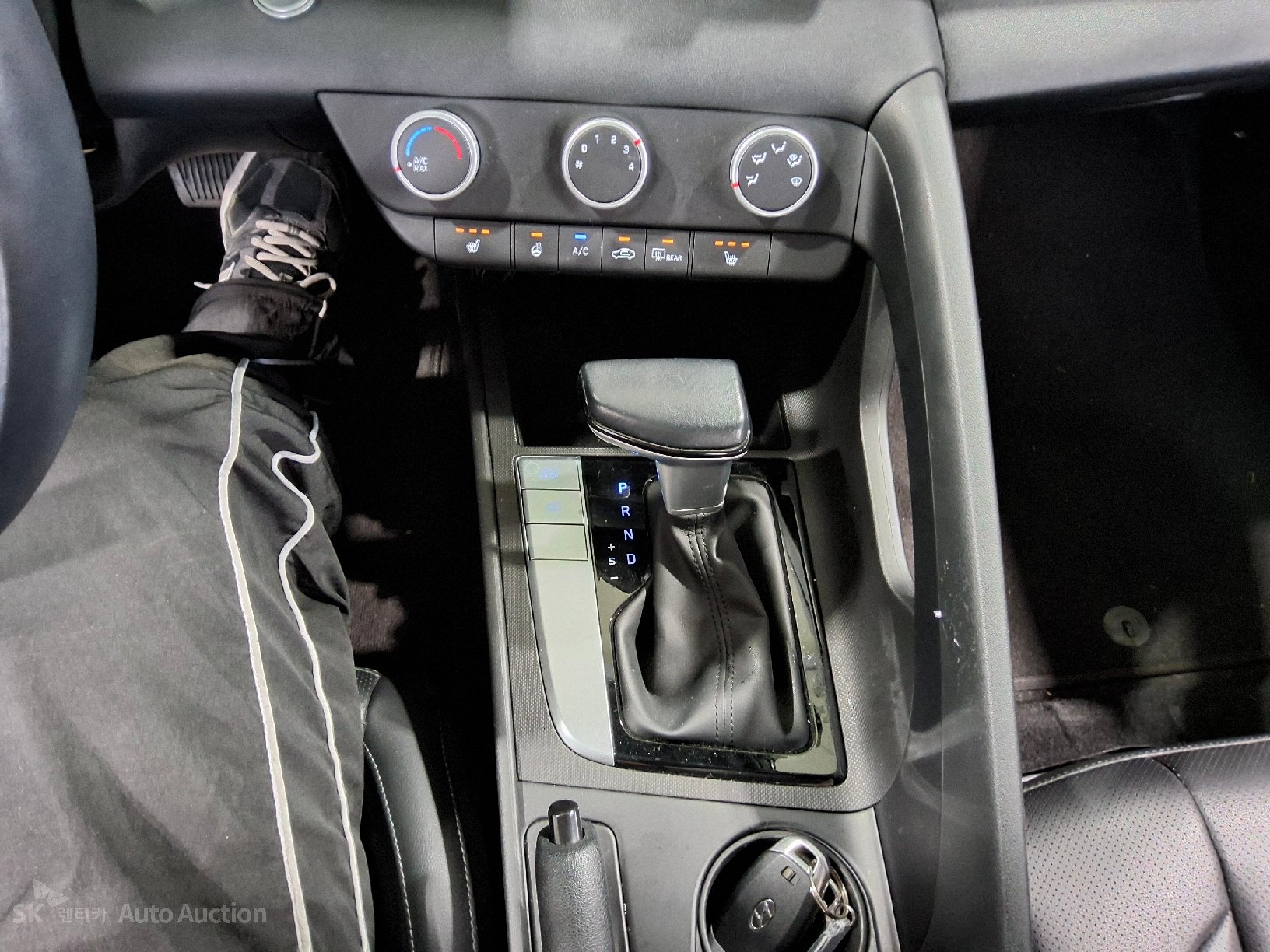 2021 - hyundai avante