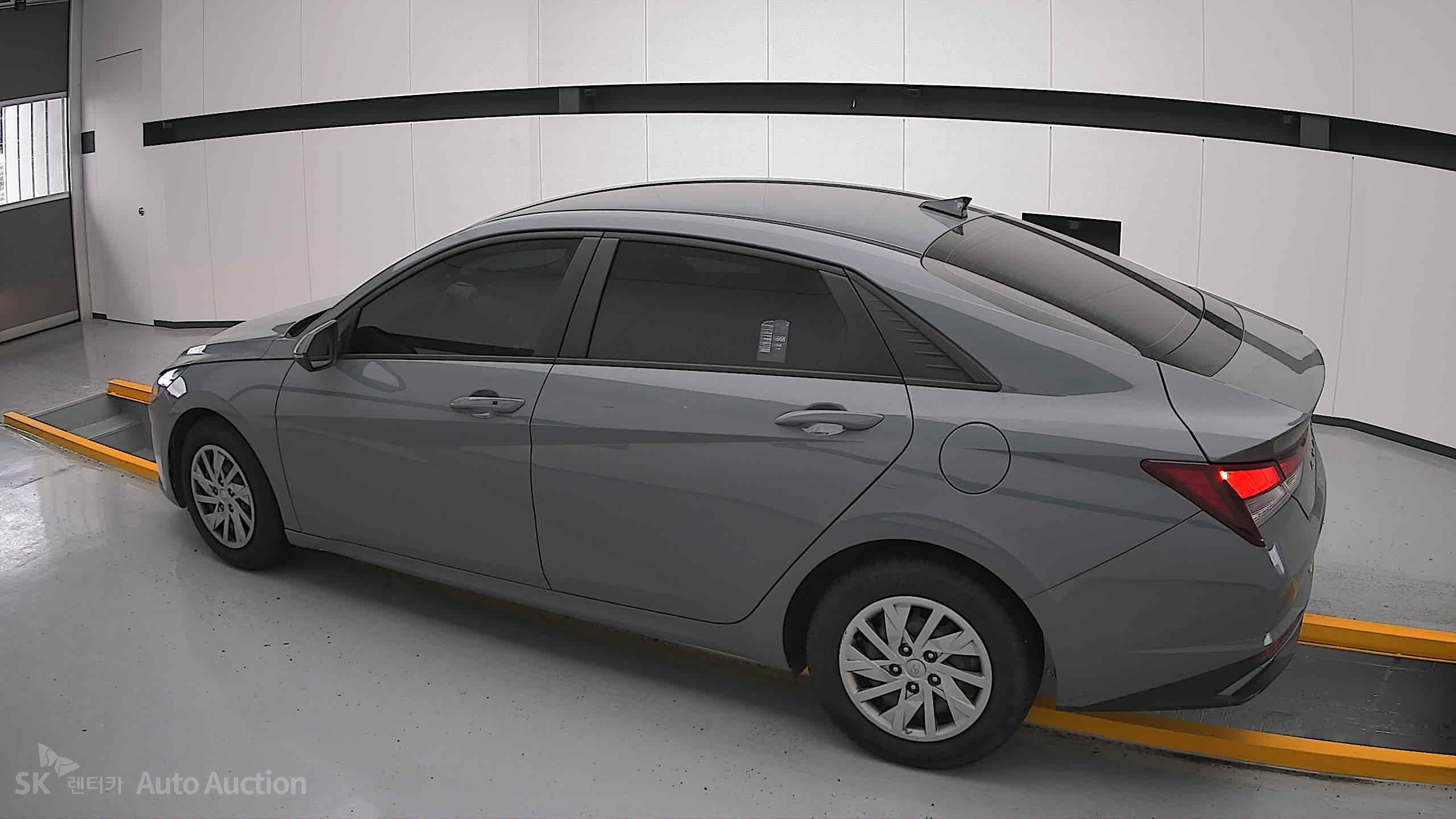 2022 - hyundai avante