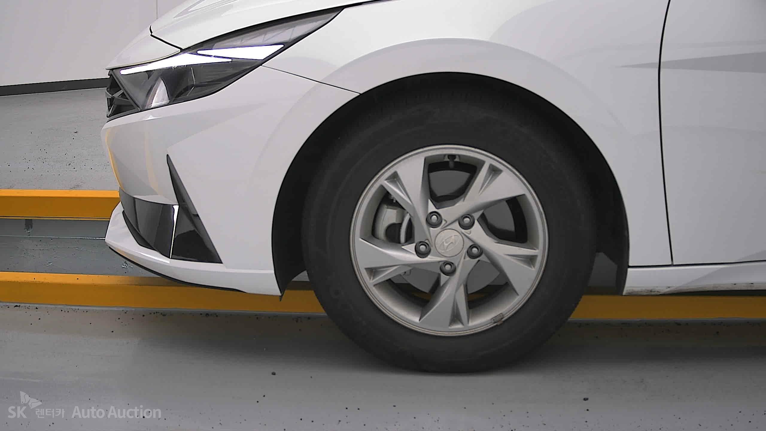 2023 - hyundai avante