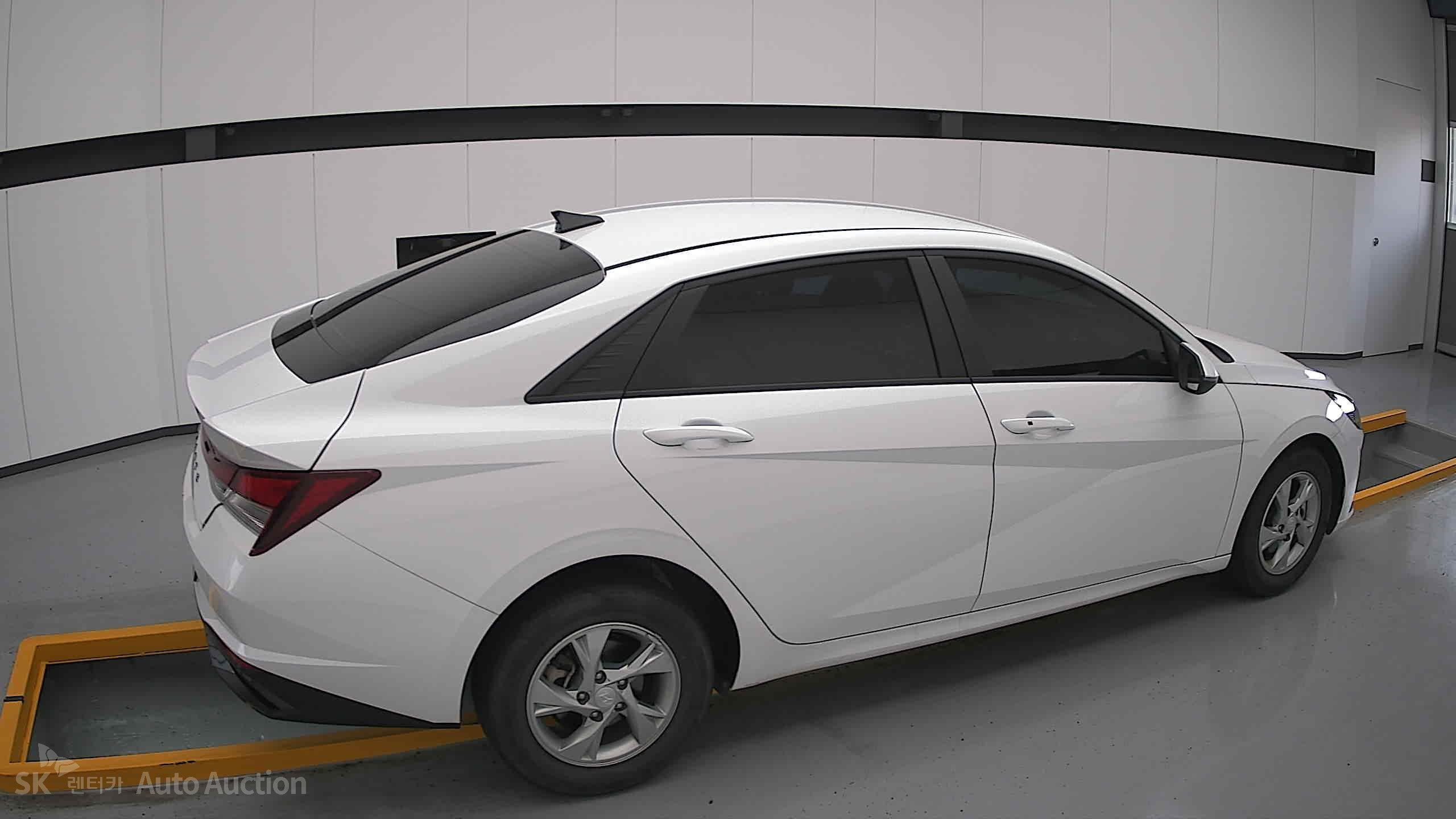 2023 - hyundai avante