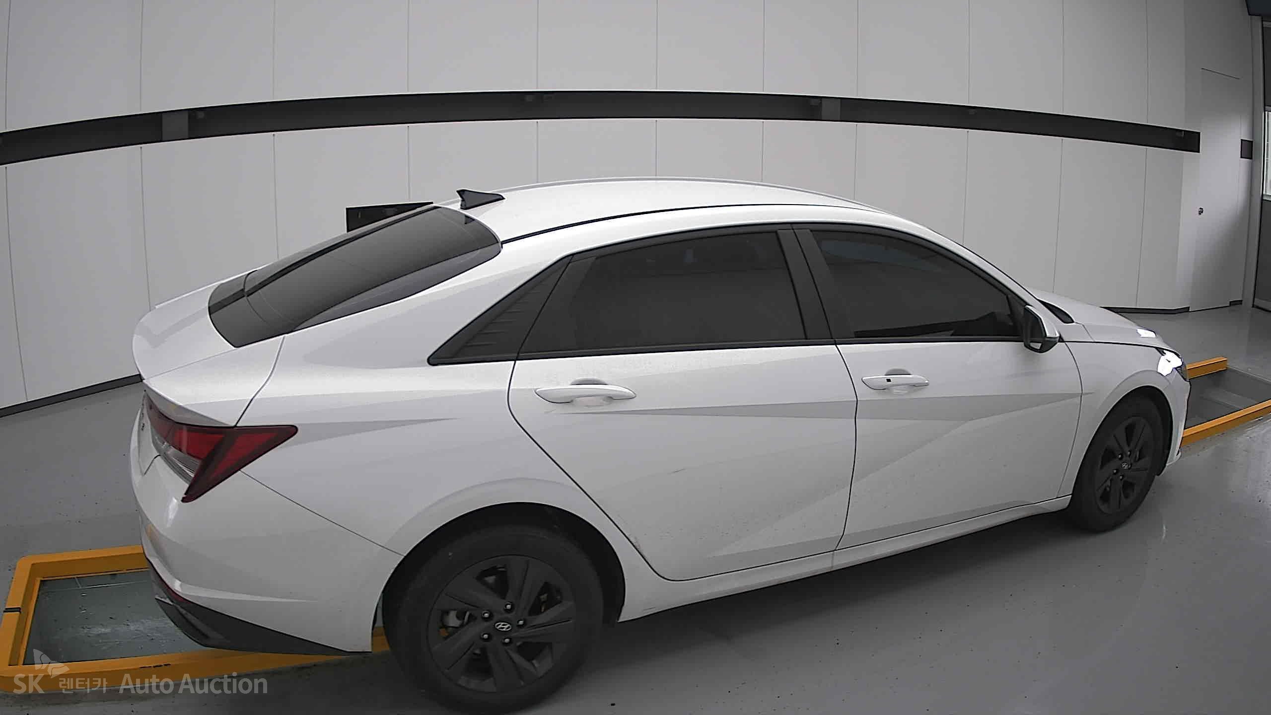 2023 - hyundai avante