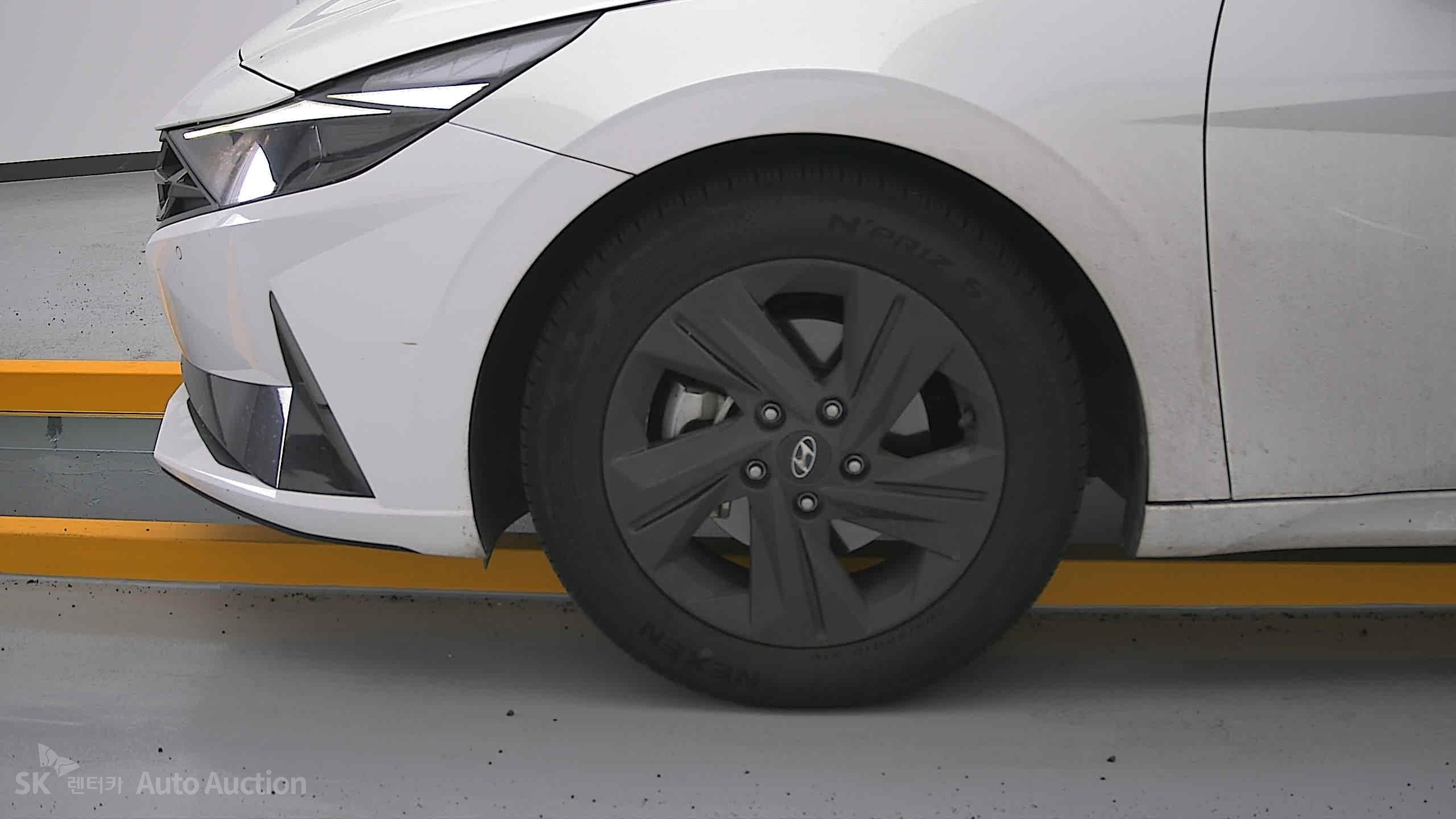 2023 - hyundai avante