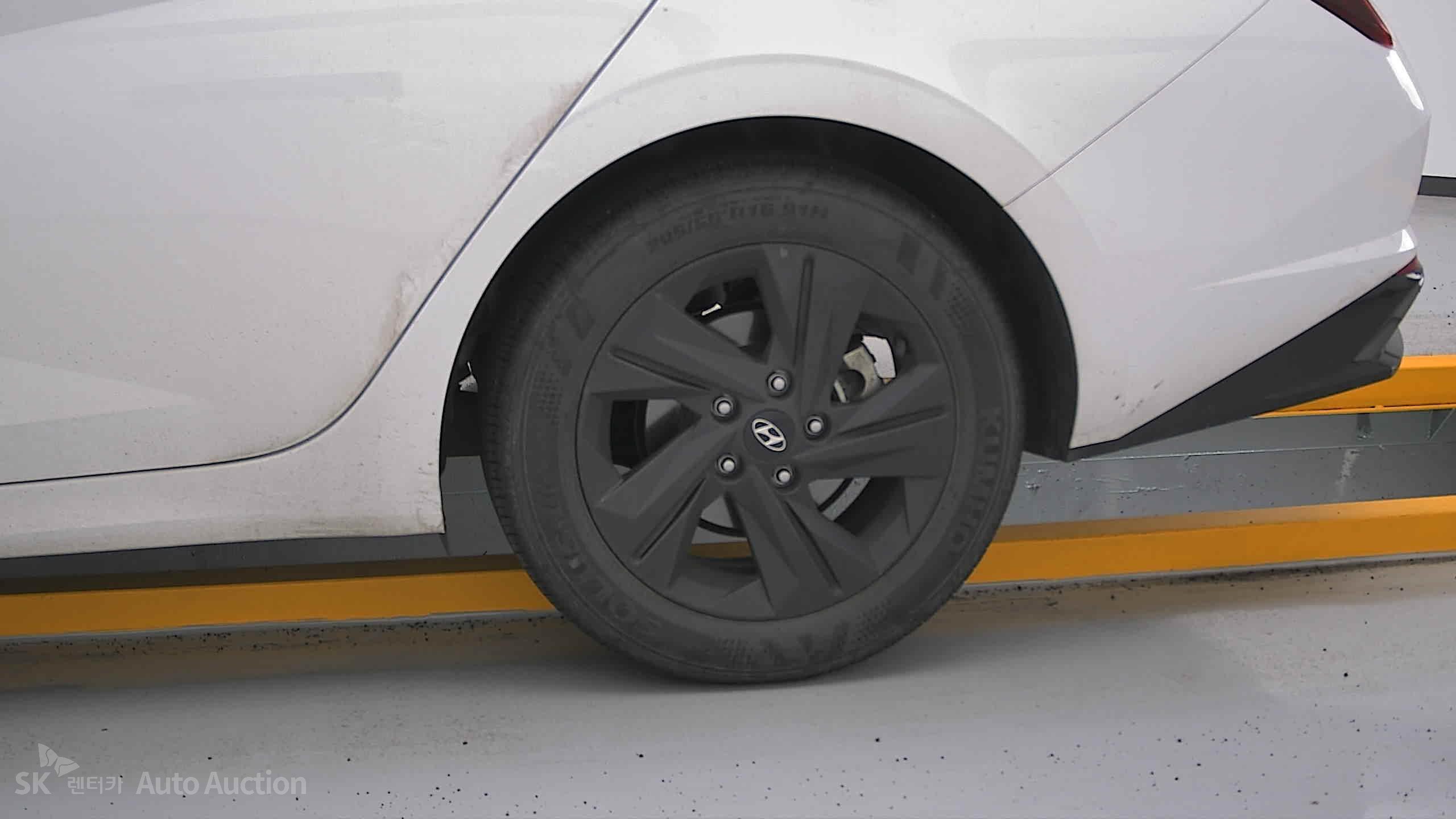 2023 - hyundai avante