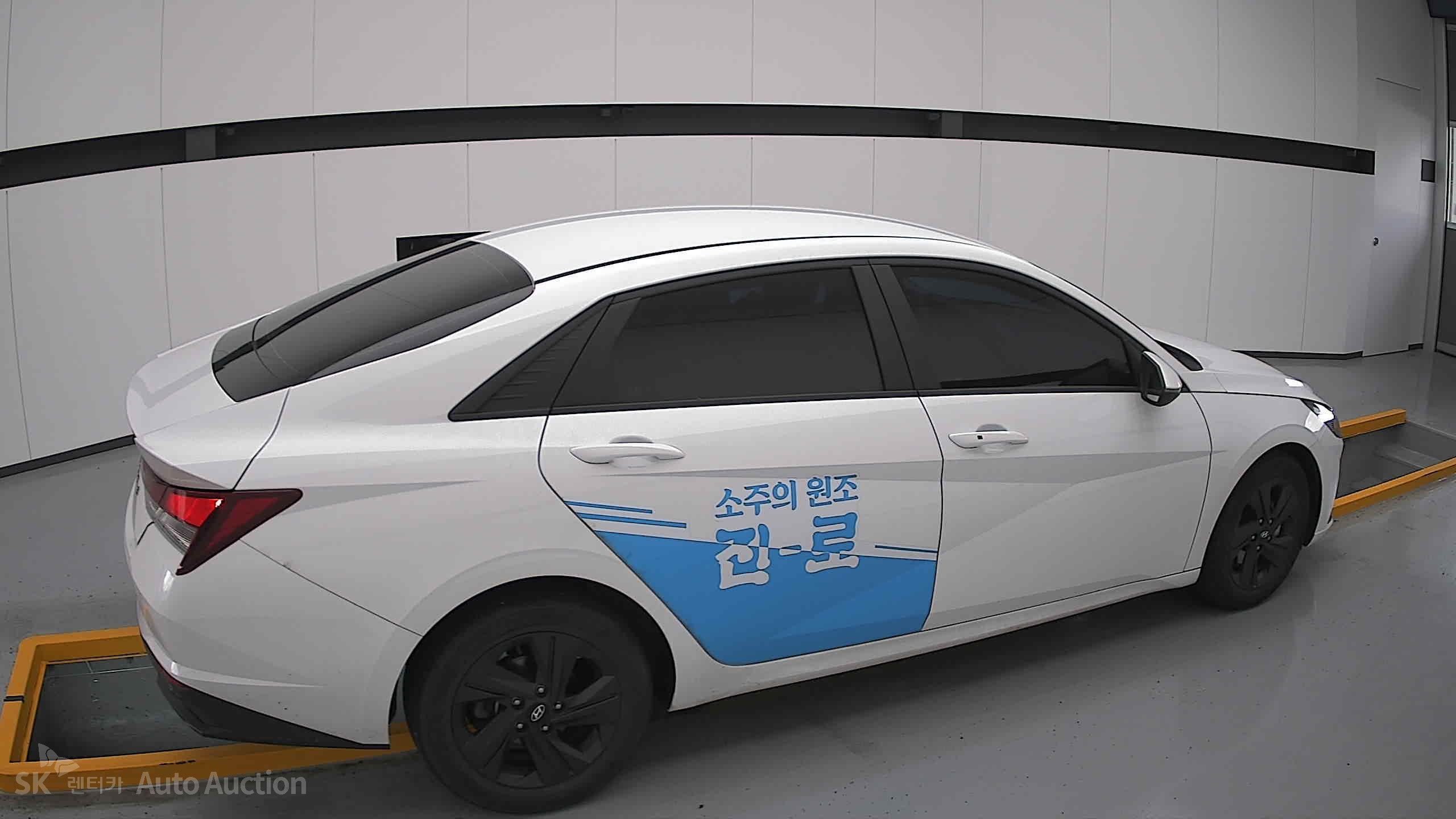 2023 - hyundai avante