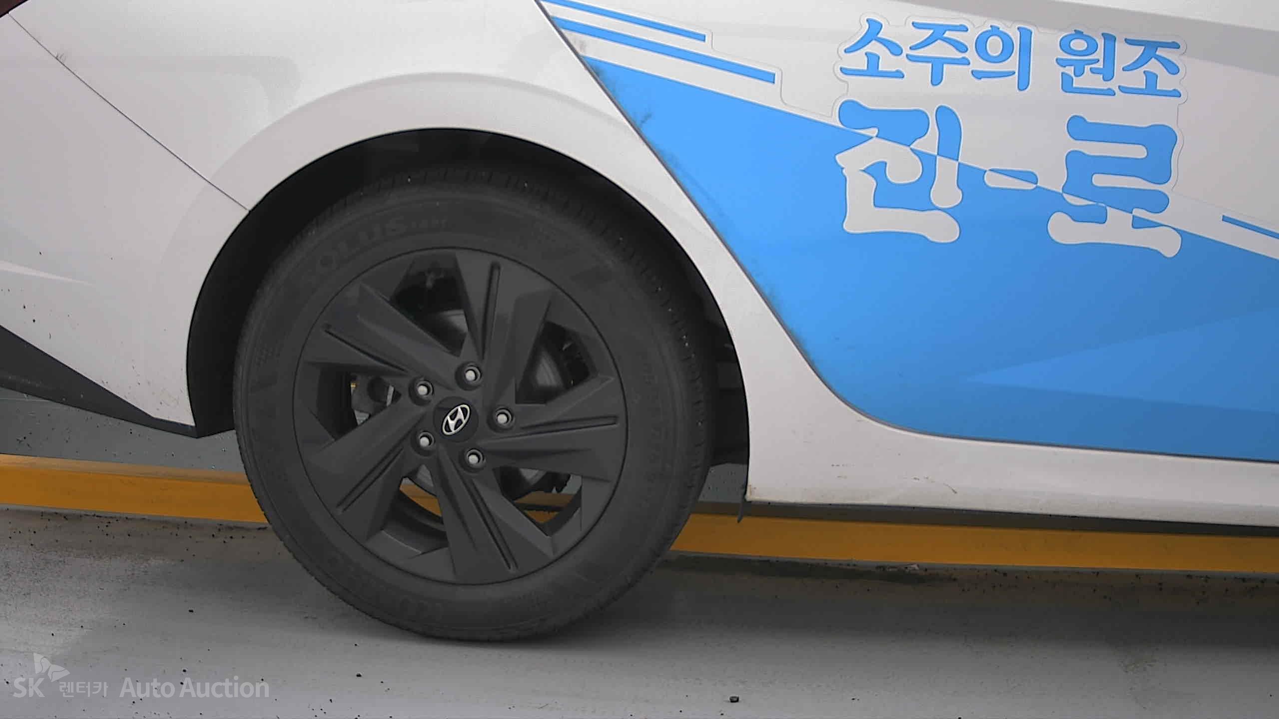 2023 - hyundai avante