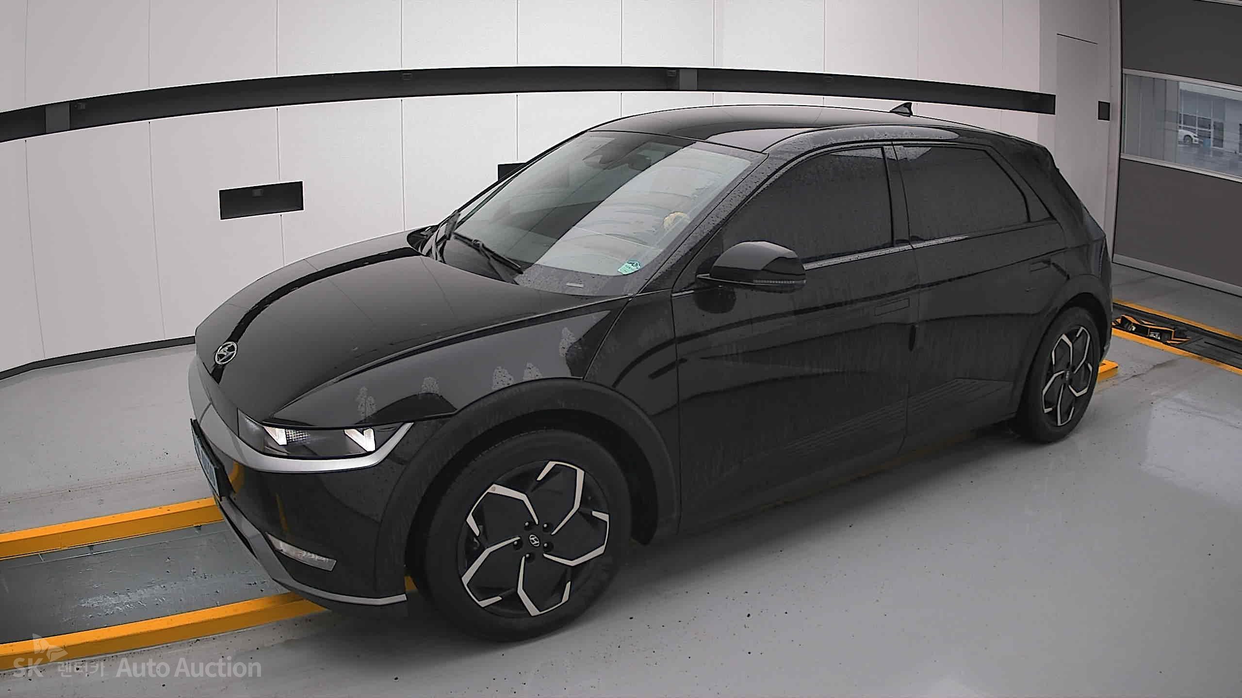 2022 - hyundai ioniq