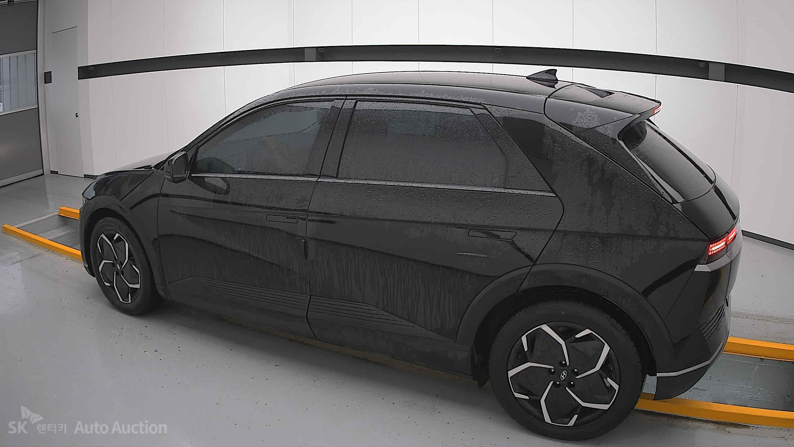 2022 - hyundai ioniq