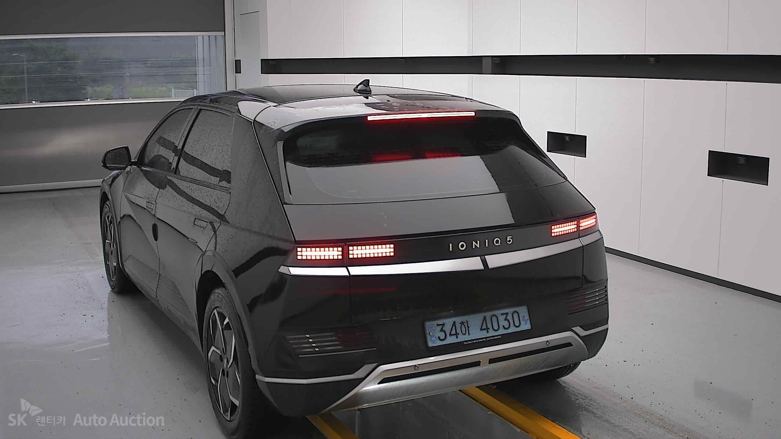 2022 - hyundai ioniq