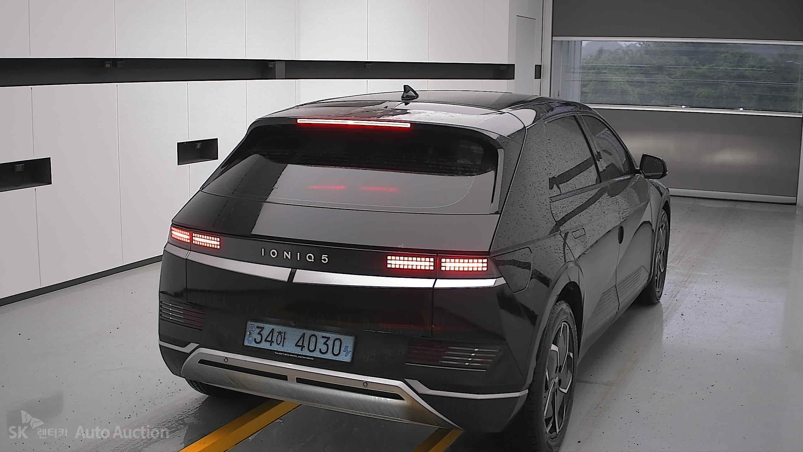 2022 - hyundai ioniq