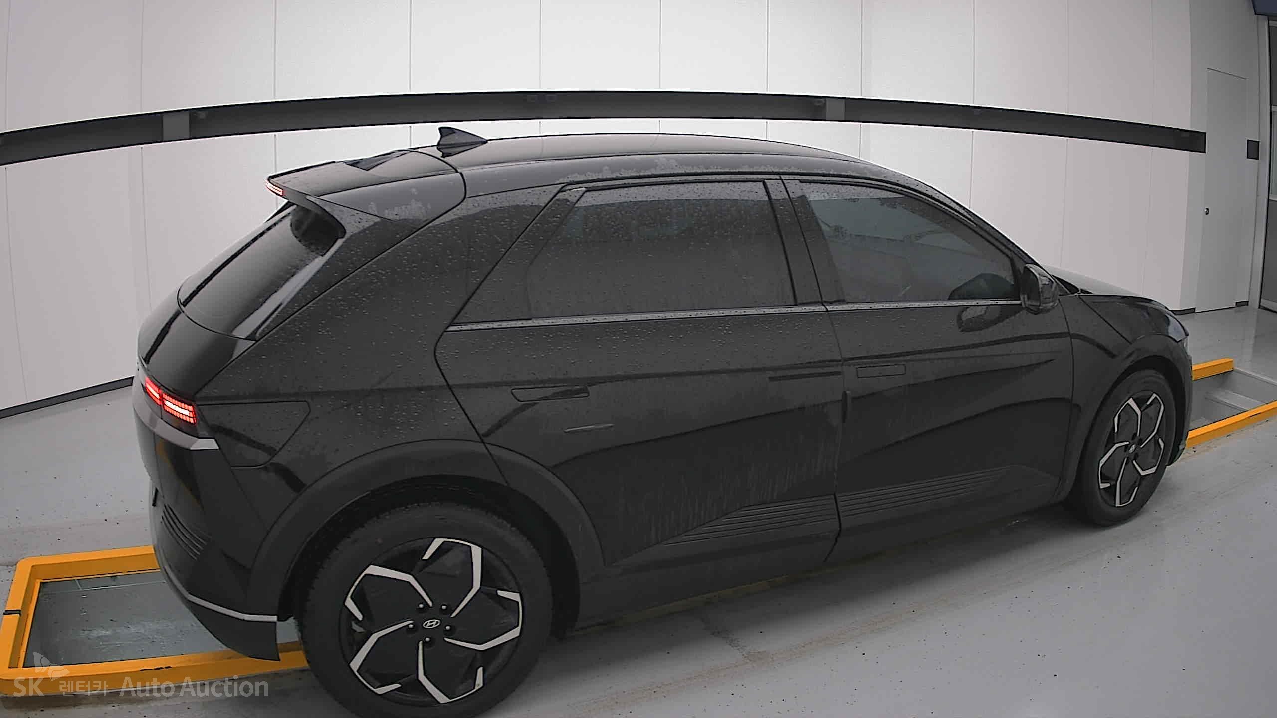 2022 - hyundai ioniq