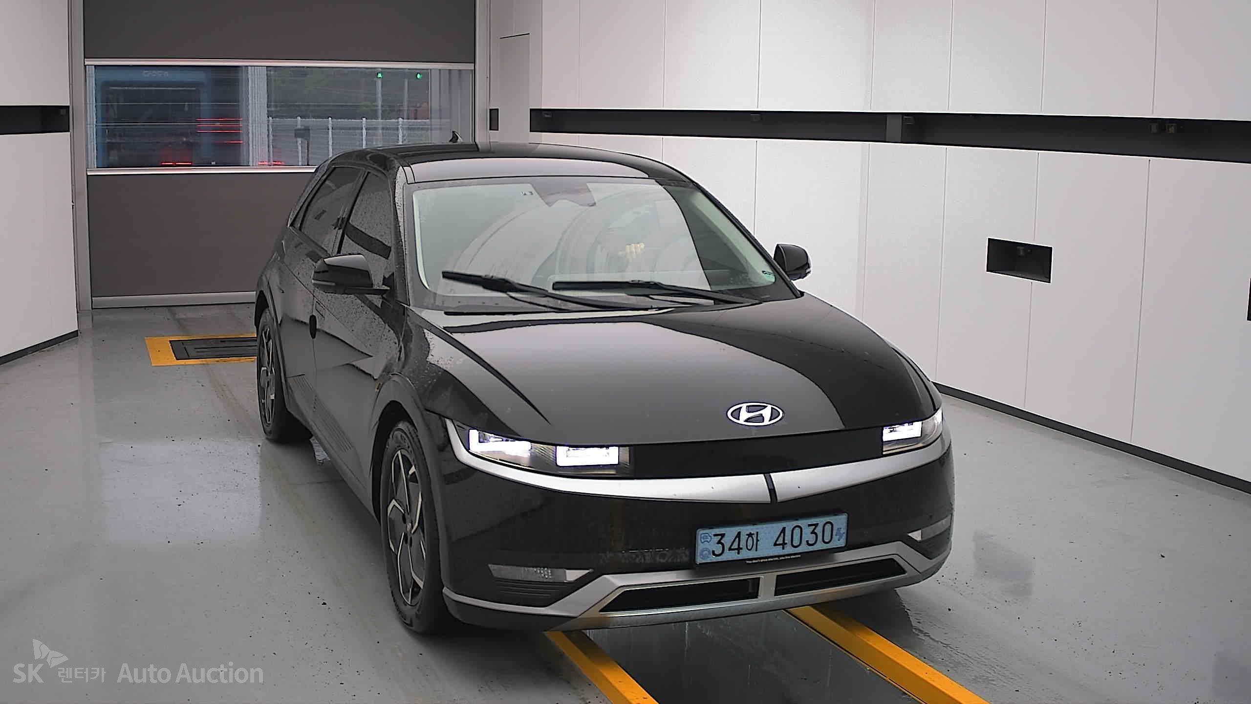 2022 - hyundai ioniq