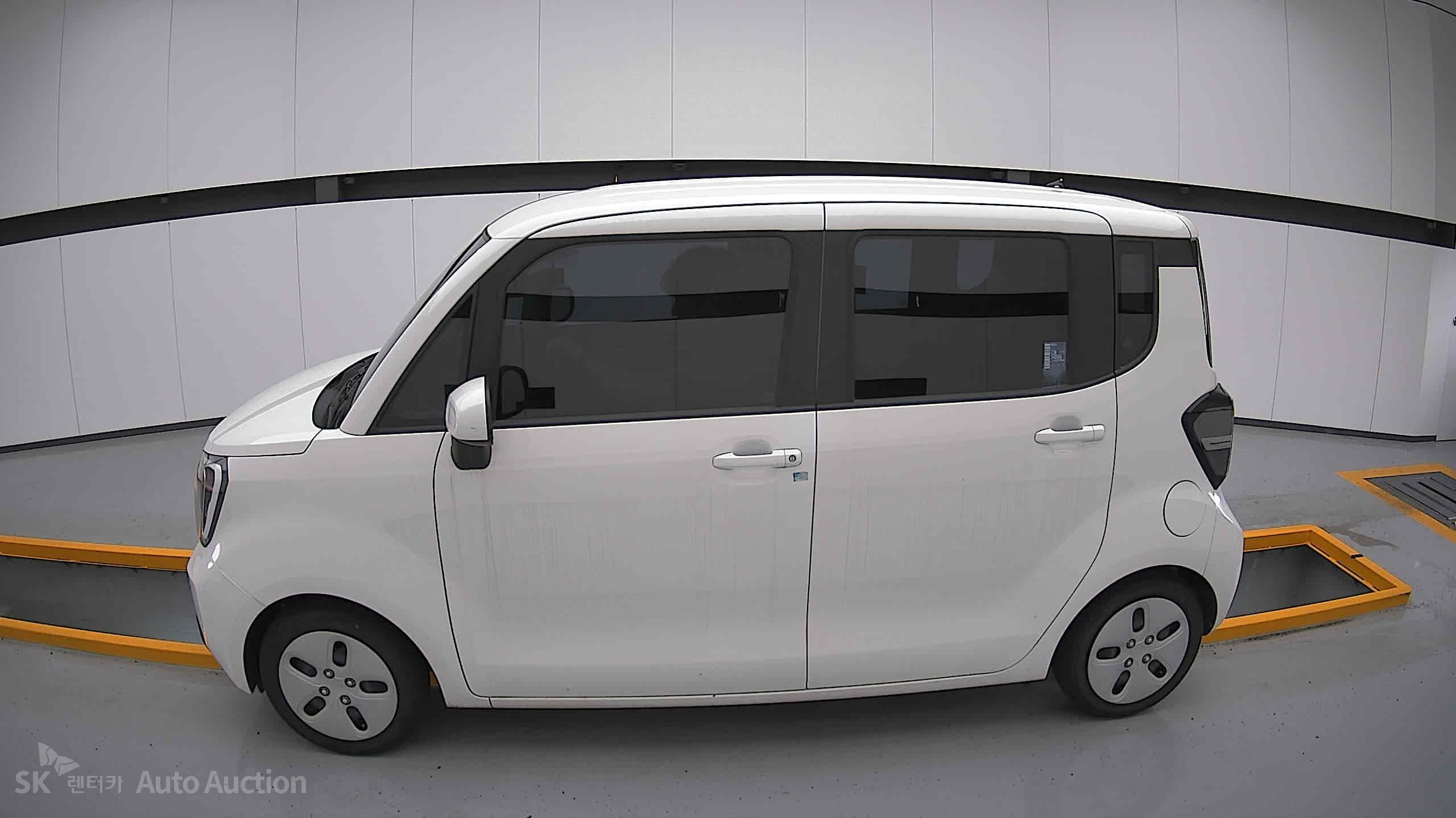 2023 - kia ray