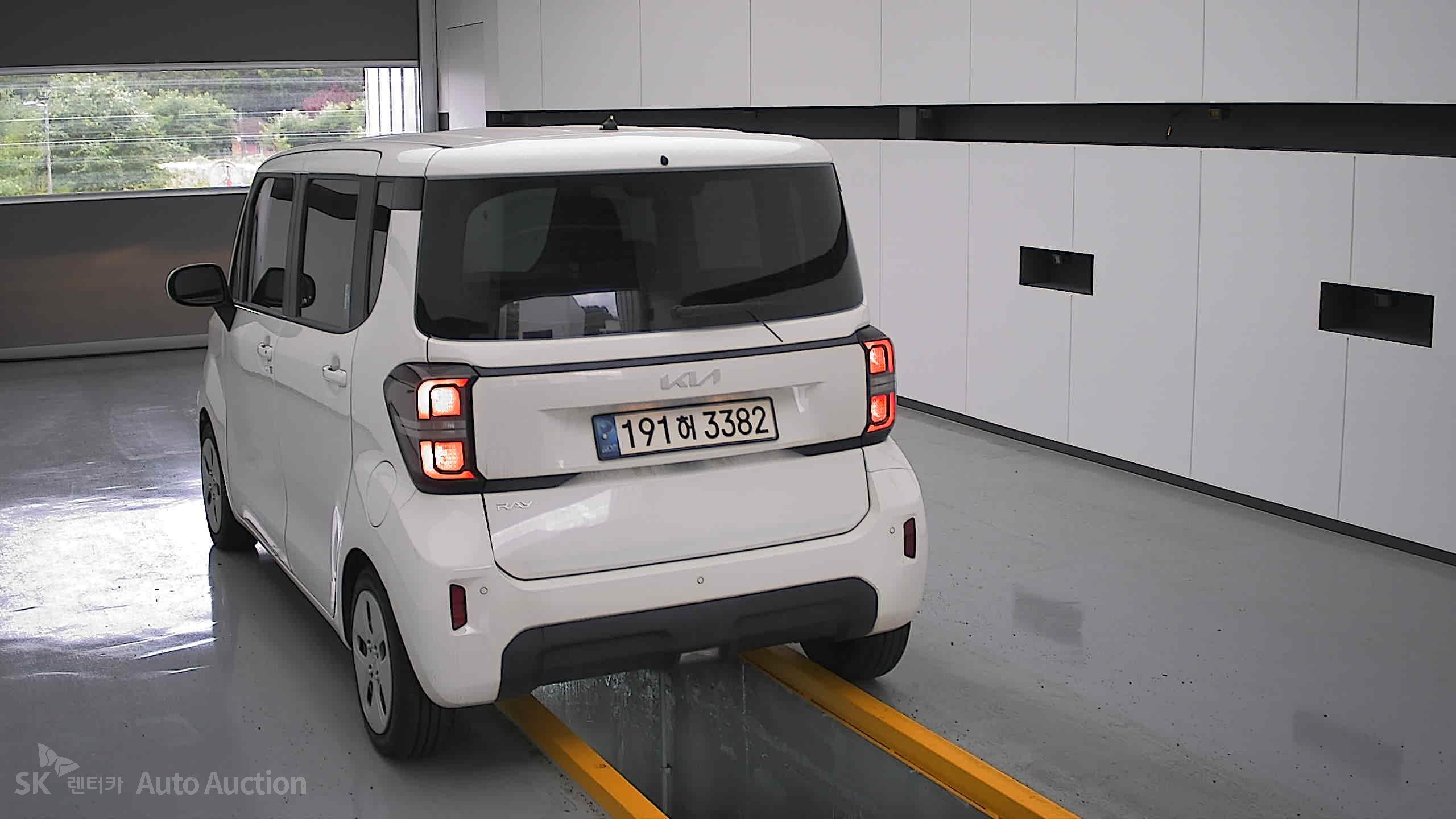 2023 - kia ray