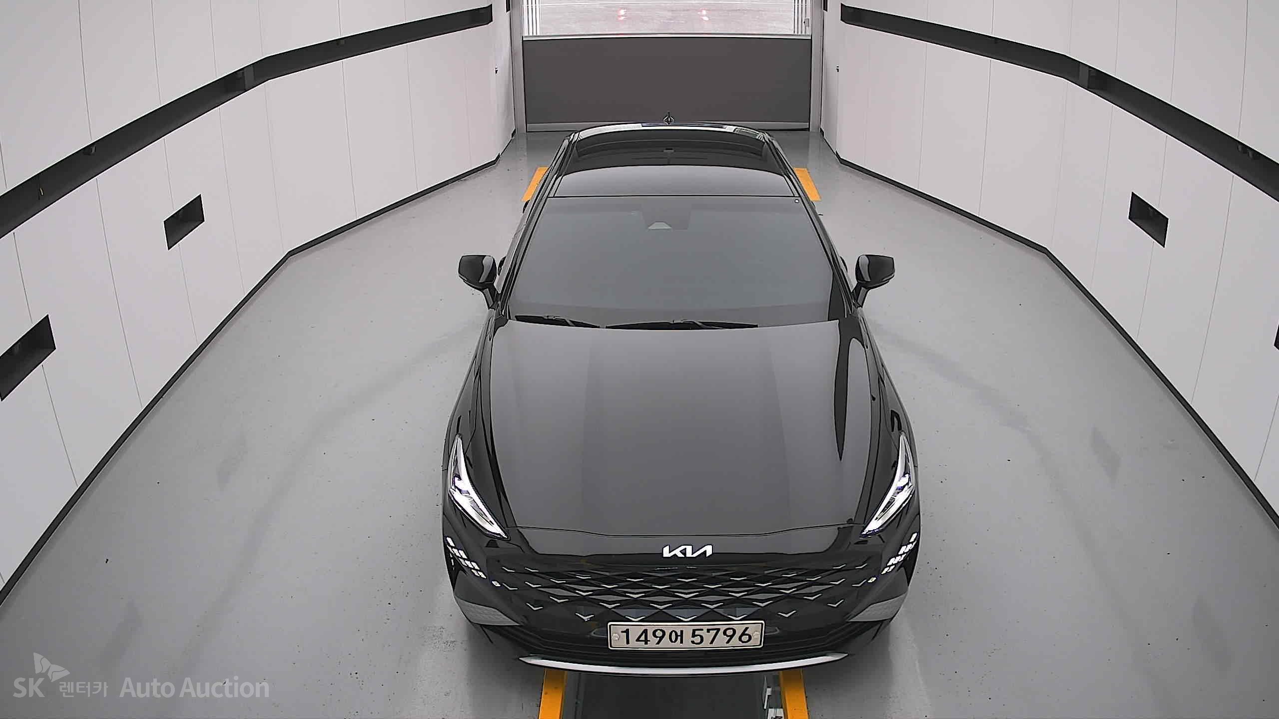 2022 - kia k8
