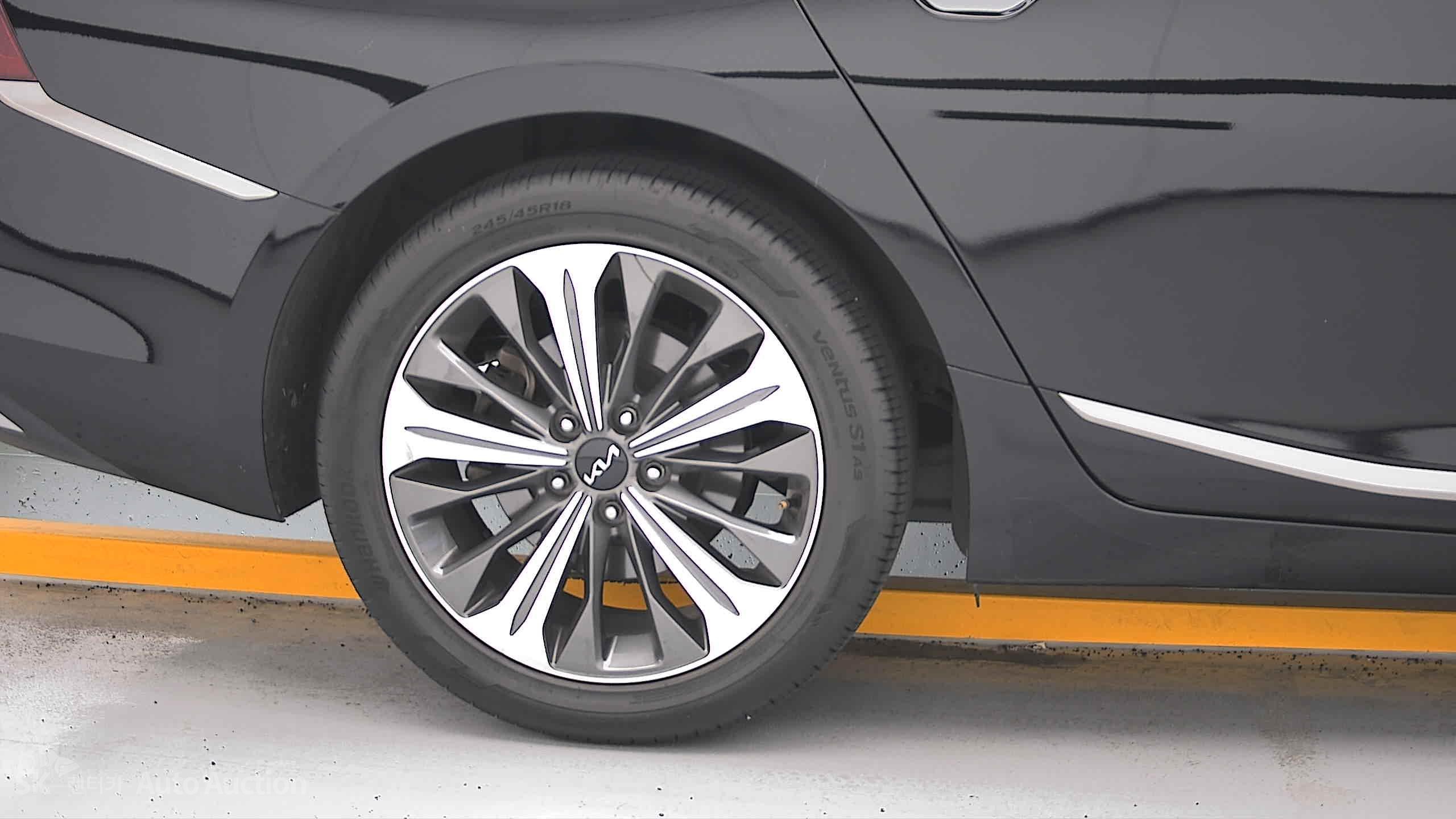 2022 - kia k8