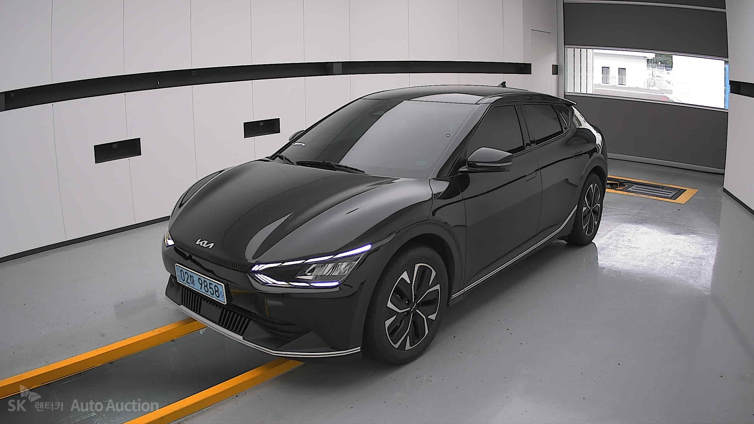 2022 - kia ev6