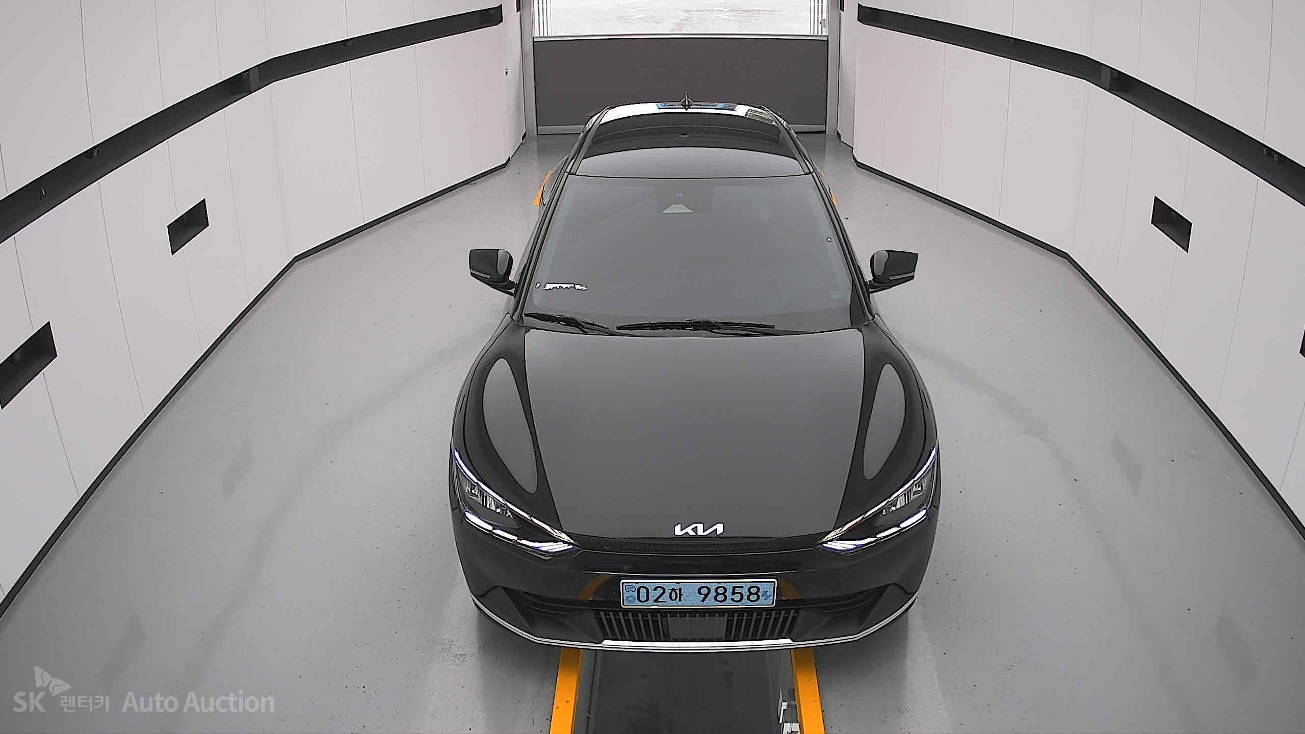 2022 - kia ev6