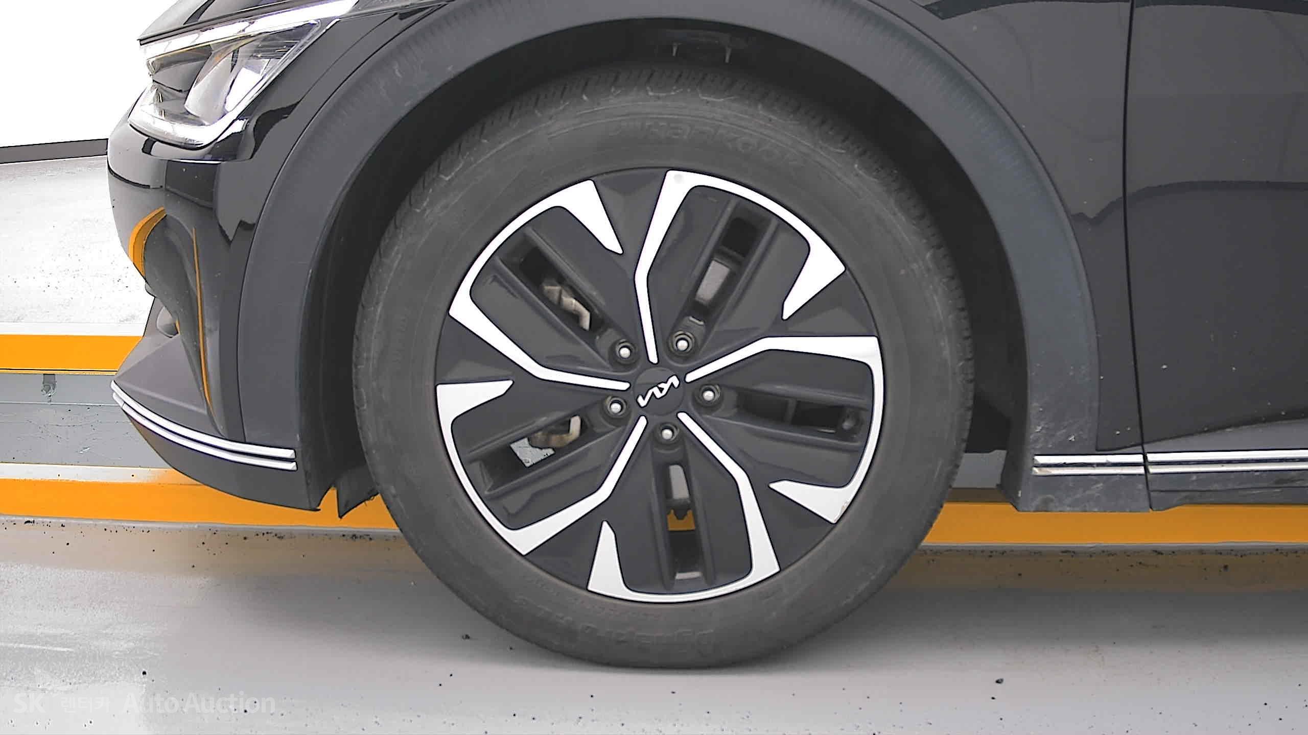 2022 - kia ev6