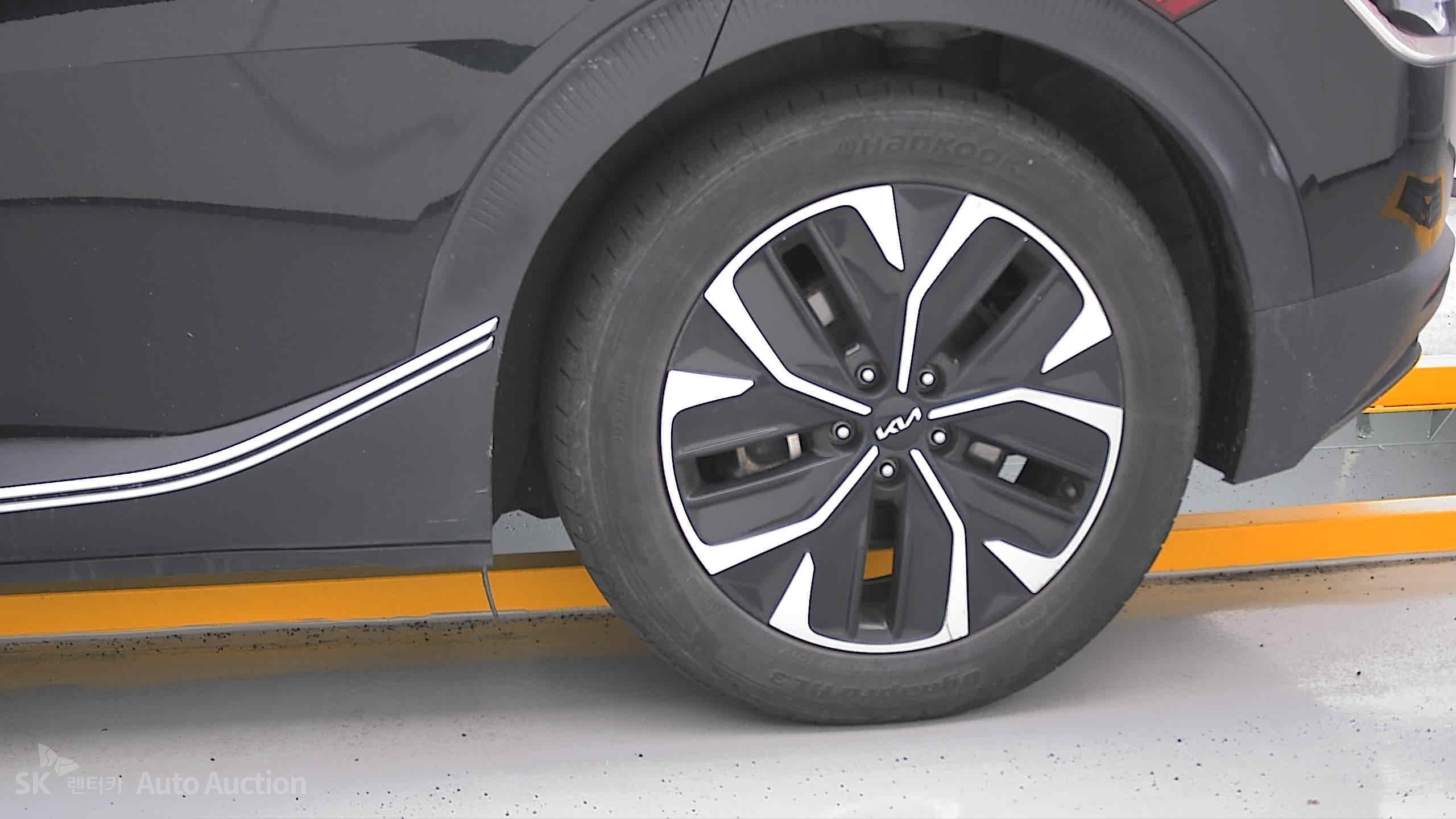 2022 - kia ev6
